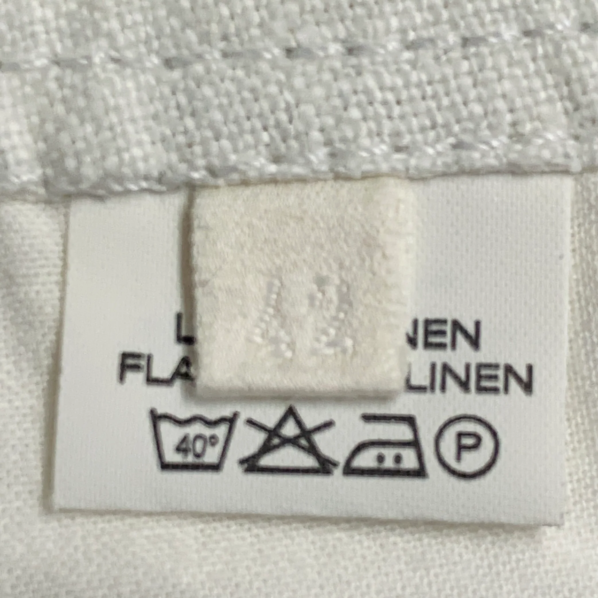 120% LINO Size 6 Silver White Linen Zip Fly Shorts - Image 4