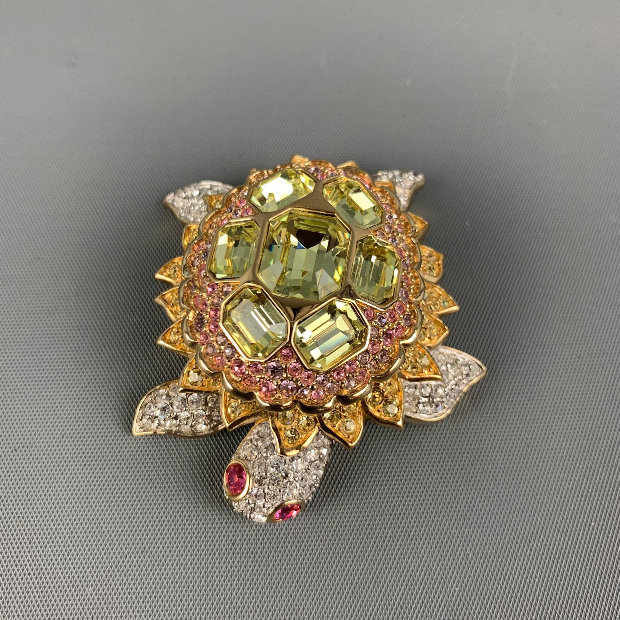 1980's SWAROVSKI Gold Pink Crystal Brooch
