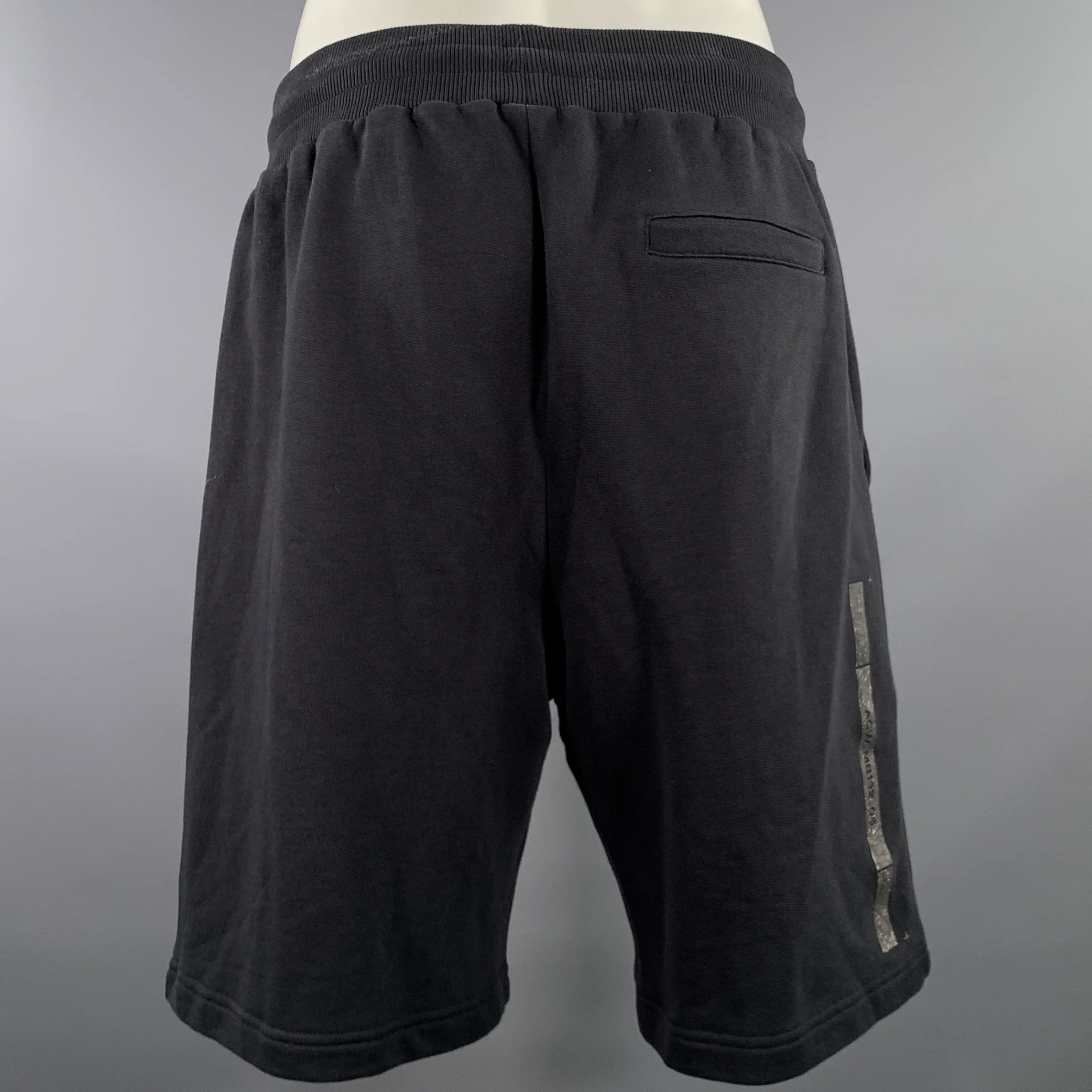 A-COLD-WALL Size M Black Solid Cotton Drawstring Shorts - Image 2