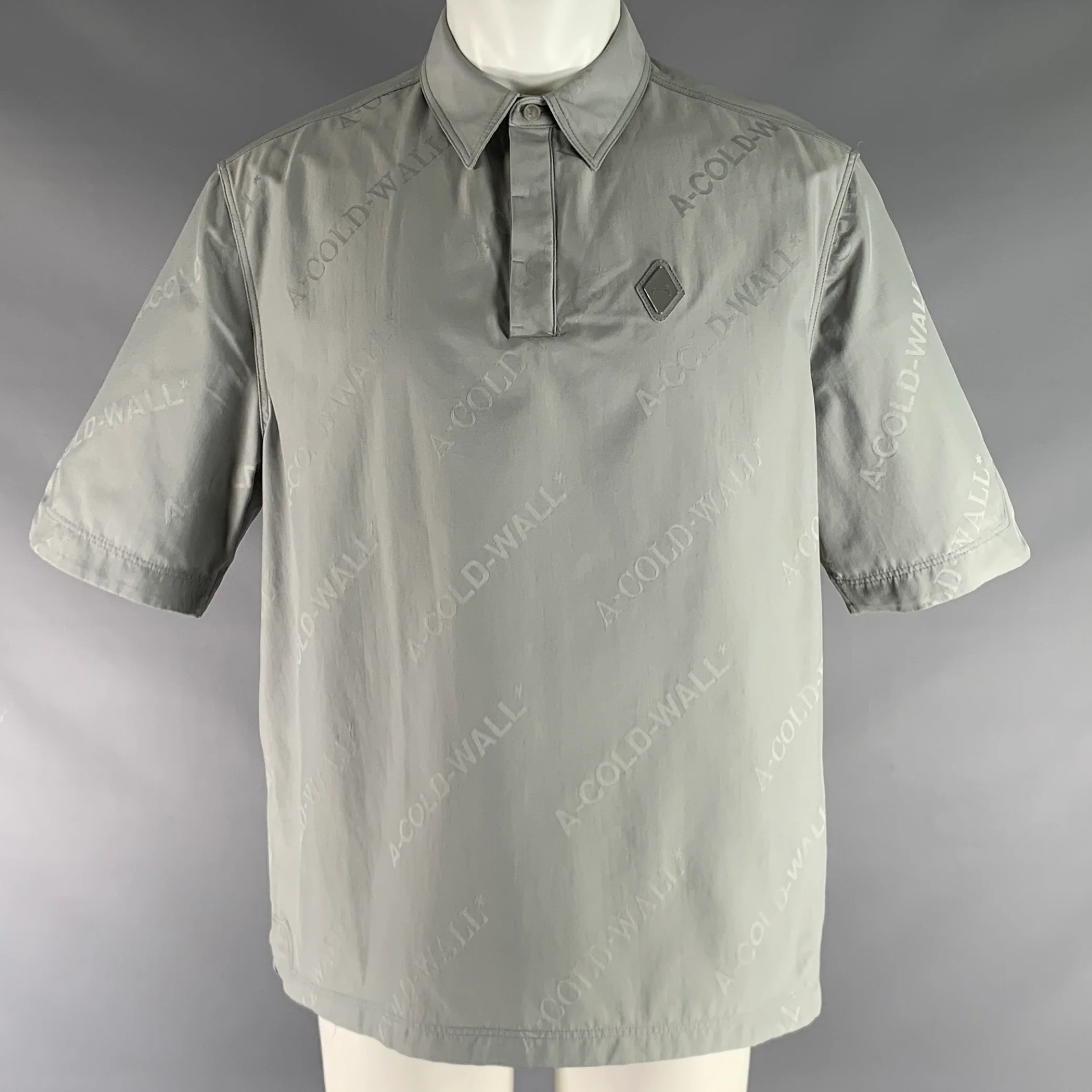A-COLD-WALL Size M Grey Monogram Polyamide Pop-Over Short Sleeve Shirt