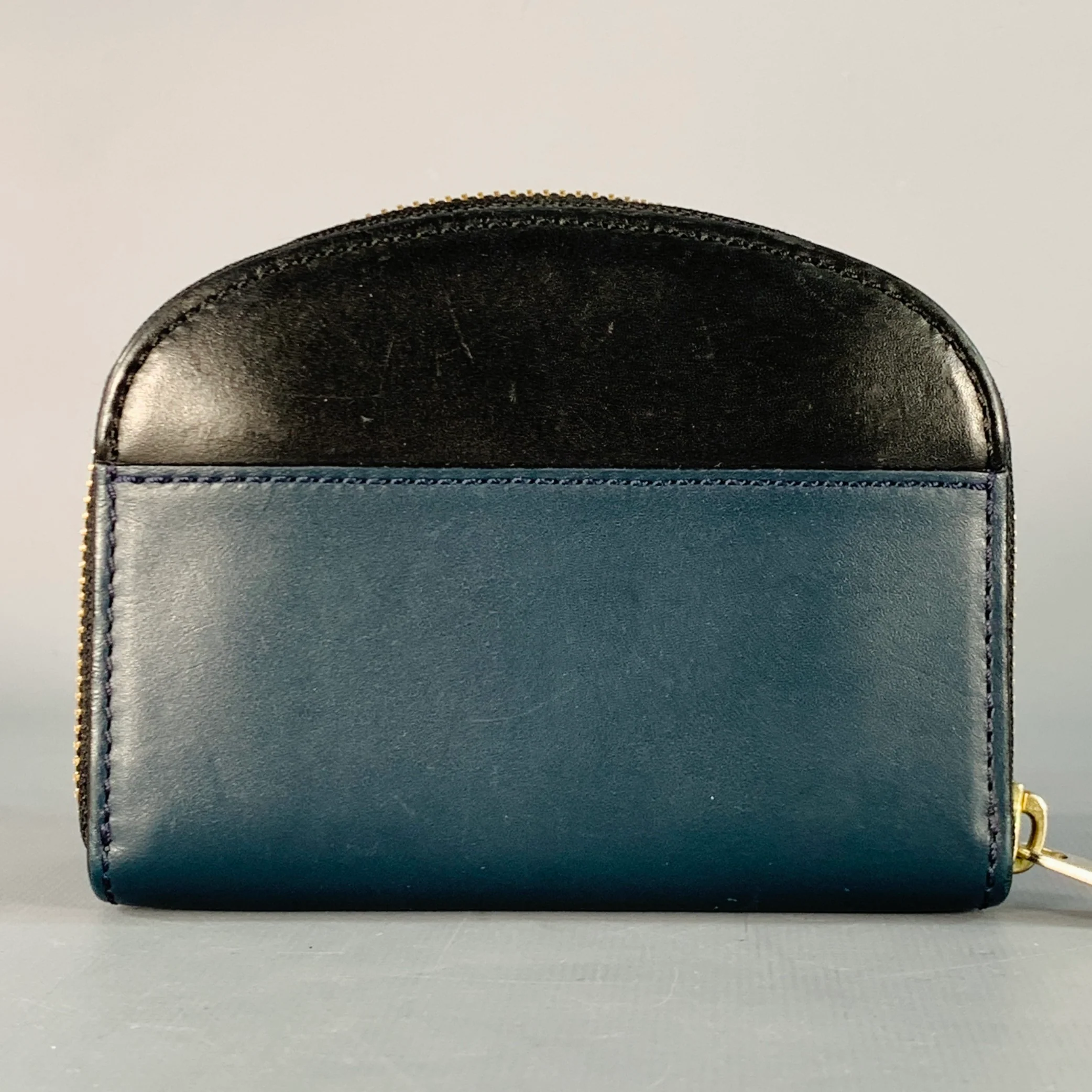 A.P.C. Black Blue Color Block Domed Leather Zip Wallet - Image 2