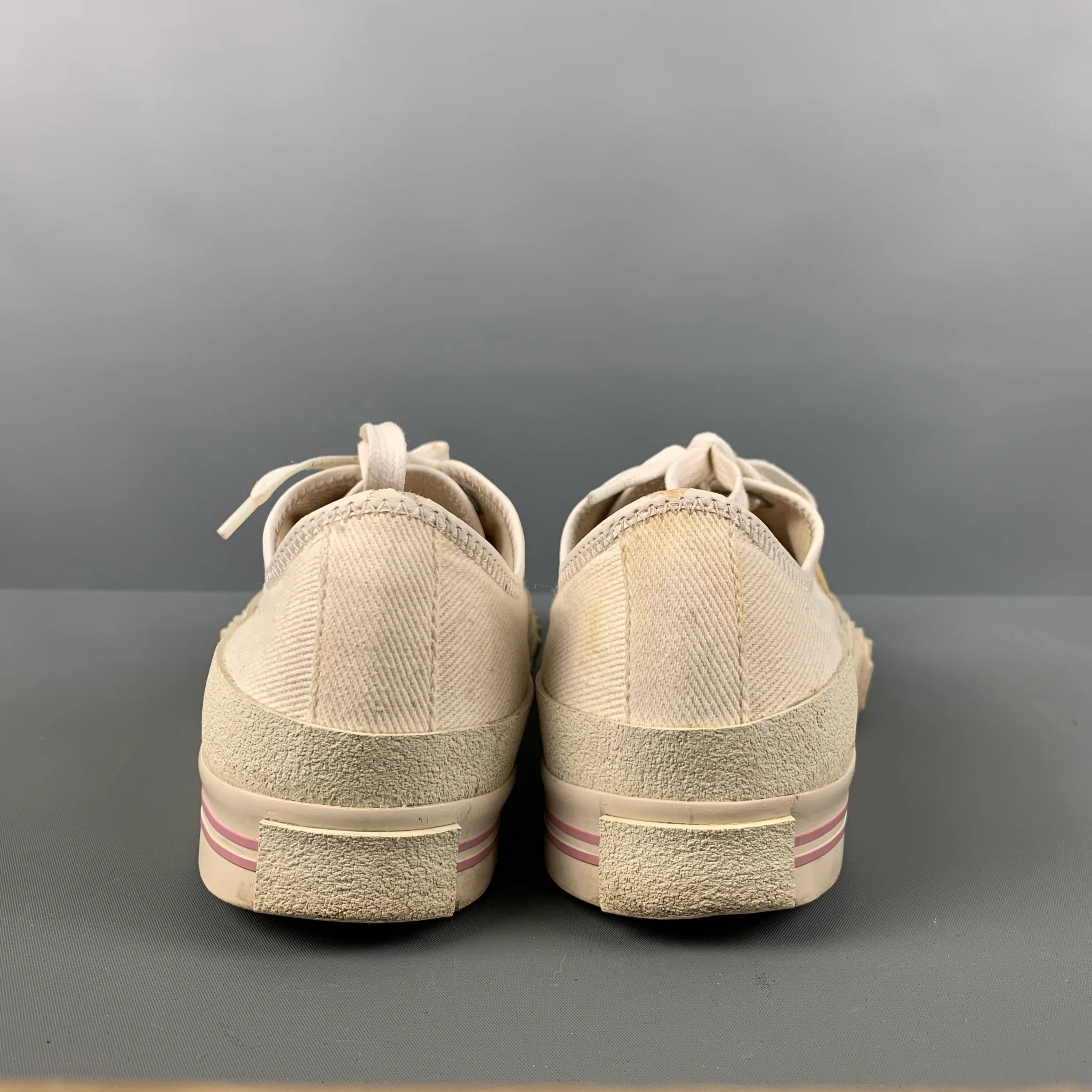 ACNE STUDIOS Size 8 White Canvas Sneakers - Image 3