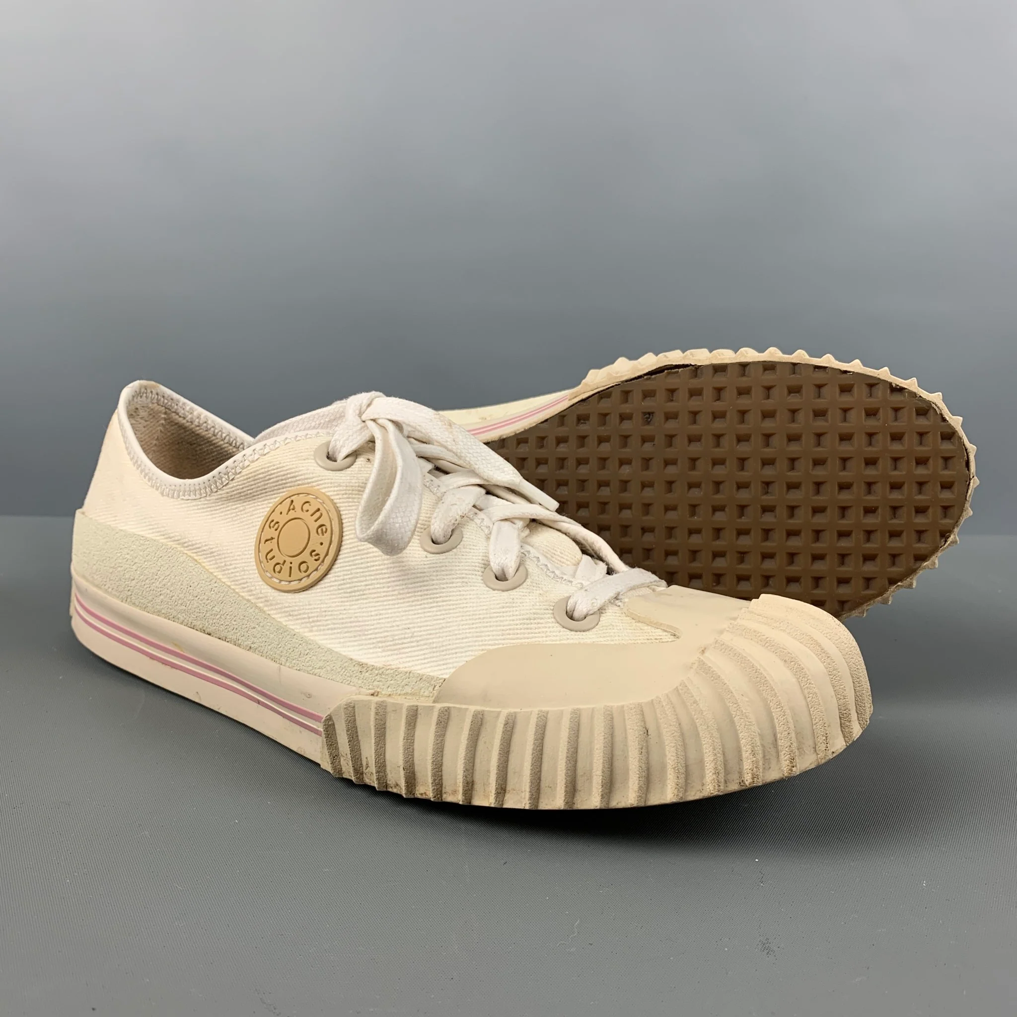 ACNE STUDIOS Size 8 White Canvas Sneakers - Image 5