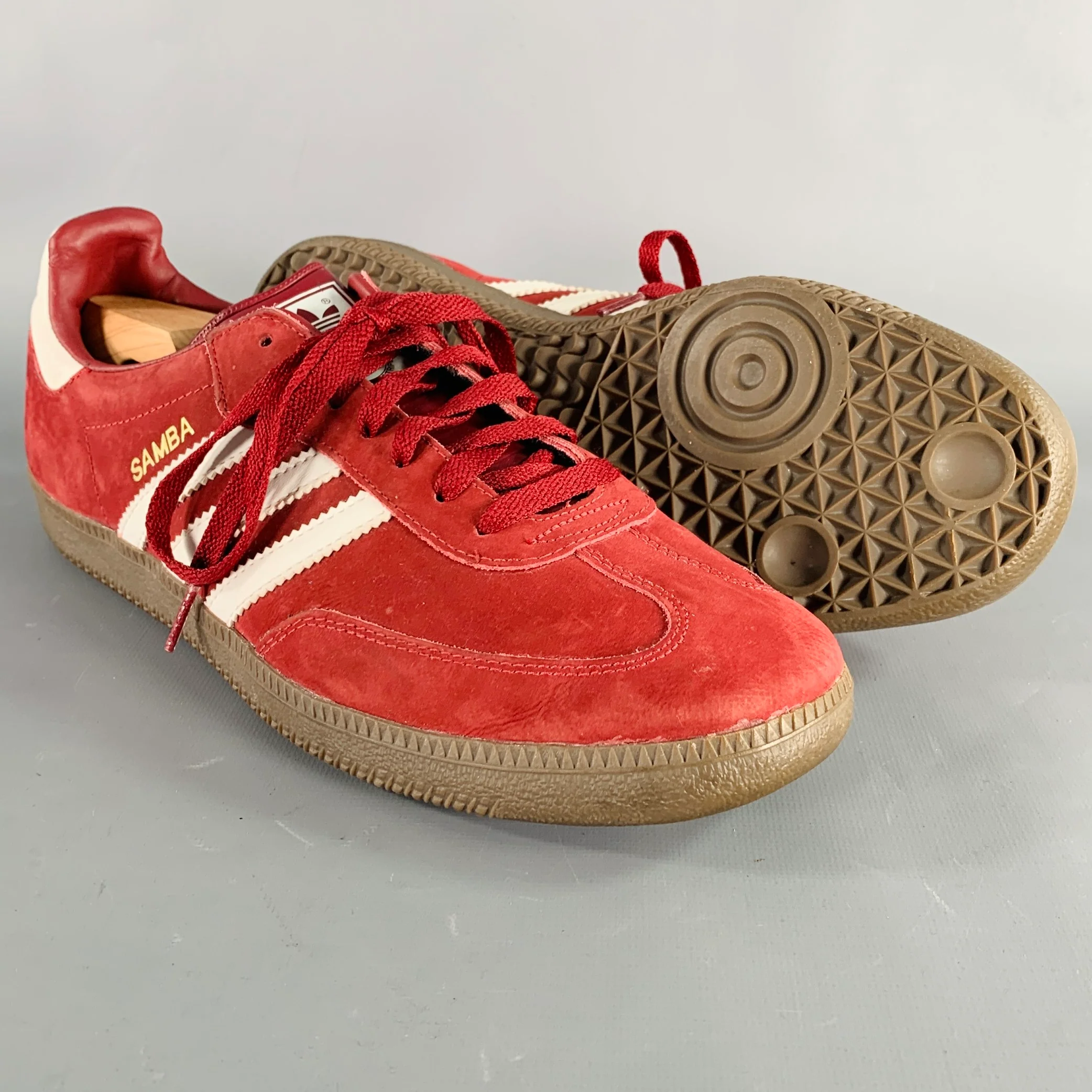 ADIDAS Size 10.5 Red White Stripe Suede Low Top Sneakers - Image 5