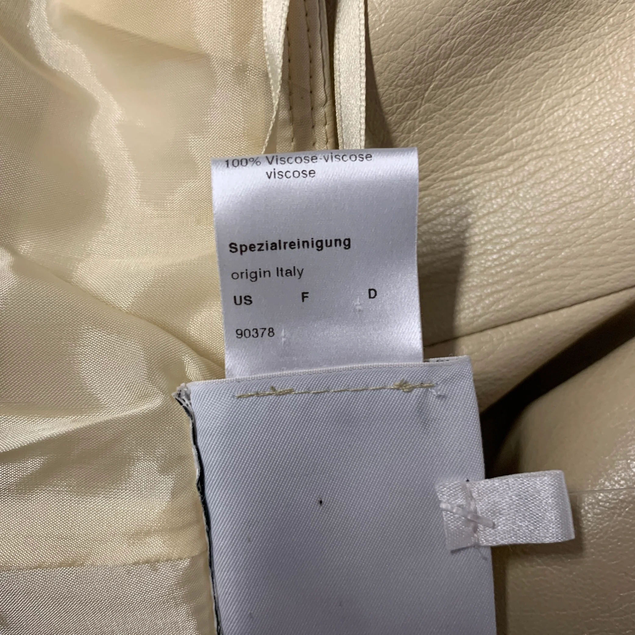 AKRIS Size 10 Cream Leather Casual Pants - Image 6