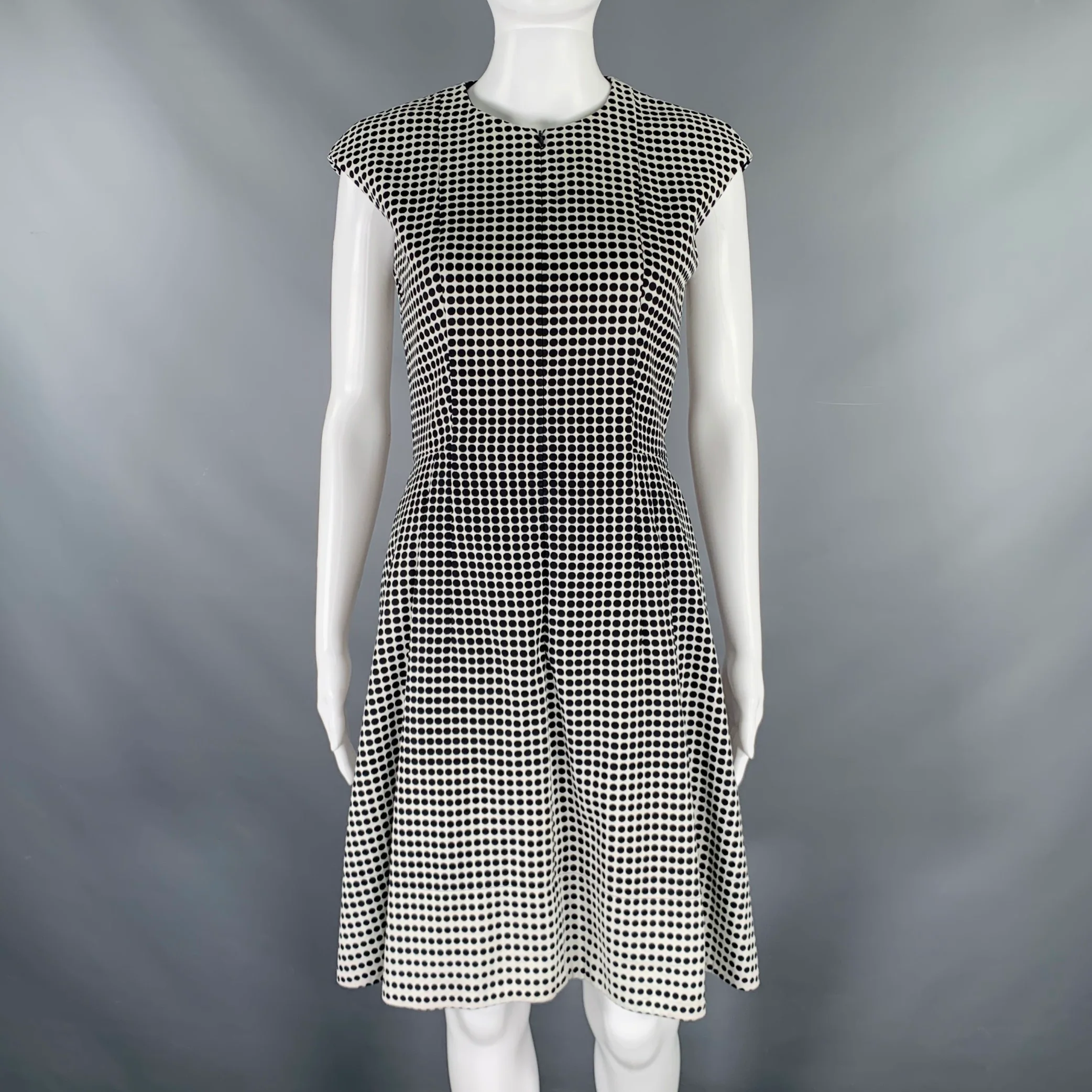 AKRIS Size 4 Black White Cotton Blend Polka Dot Notch Lapel Jacket Dress Set - Image 5