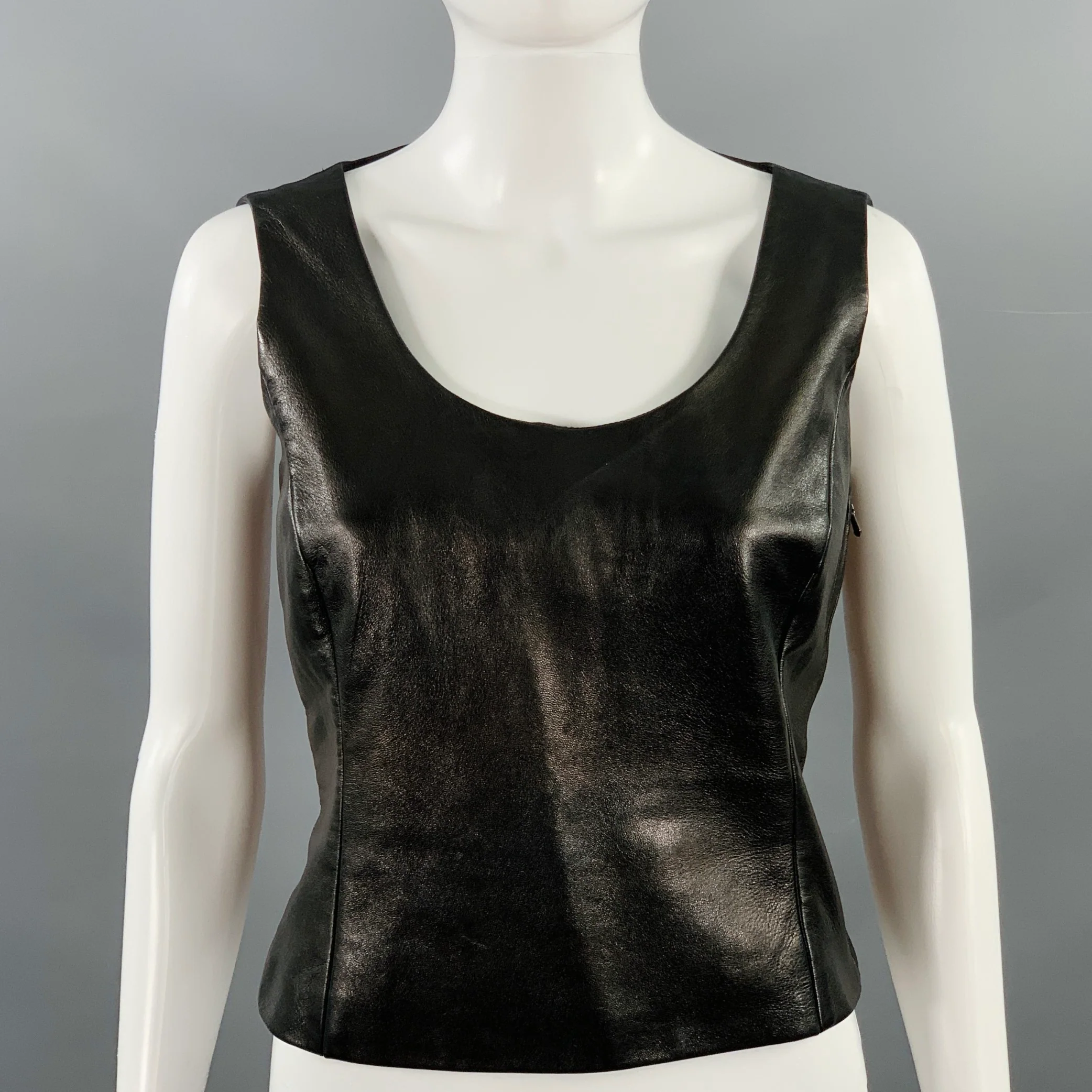 AKRIS Size 8 Black Sleeveless Leather Casual Top