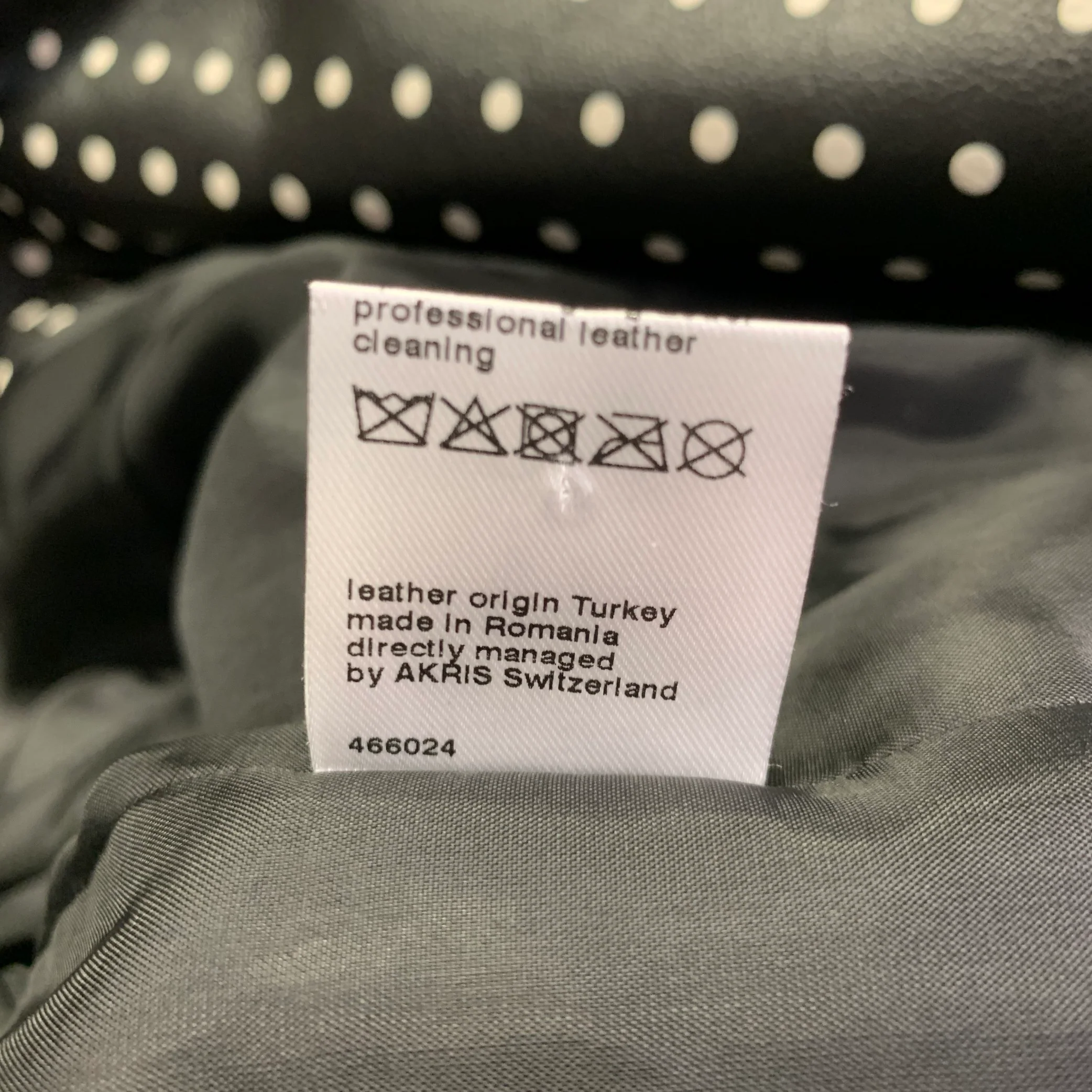 AKRIS Size 8 Black White Lambskin Leather Polka Dot Biker Jacket - Image 9