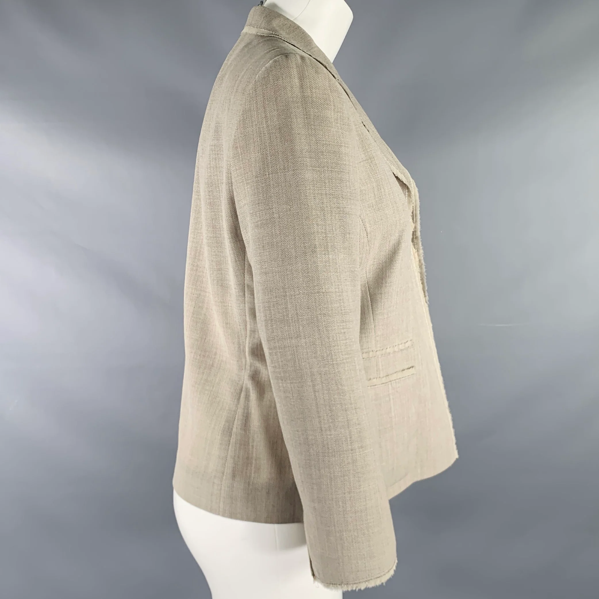 AKRIS Size 8 Grey Taupe Viscose Herringbone Raw Edge Blazer - Image 3