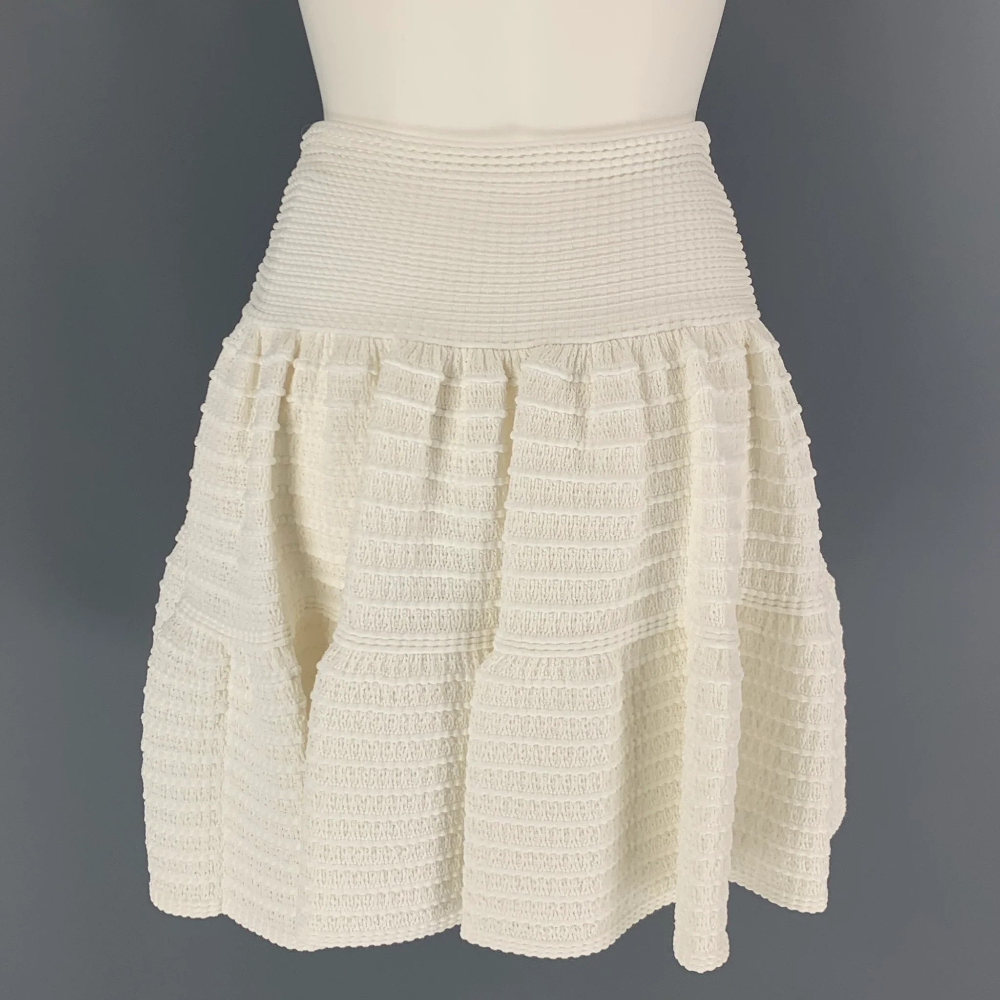 ALAIA Size 4 White Cotton Blend Textured Circle Knee-Length Skirt - Image 3