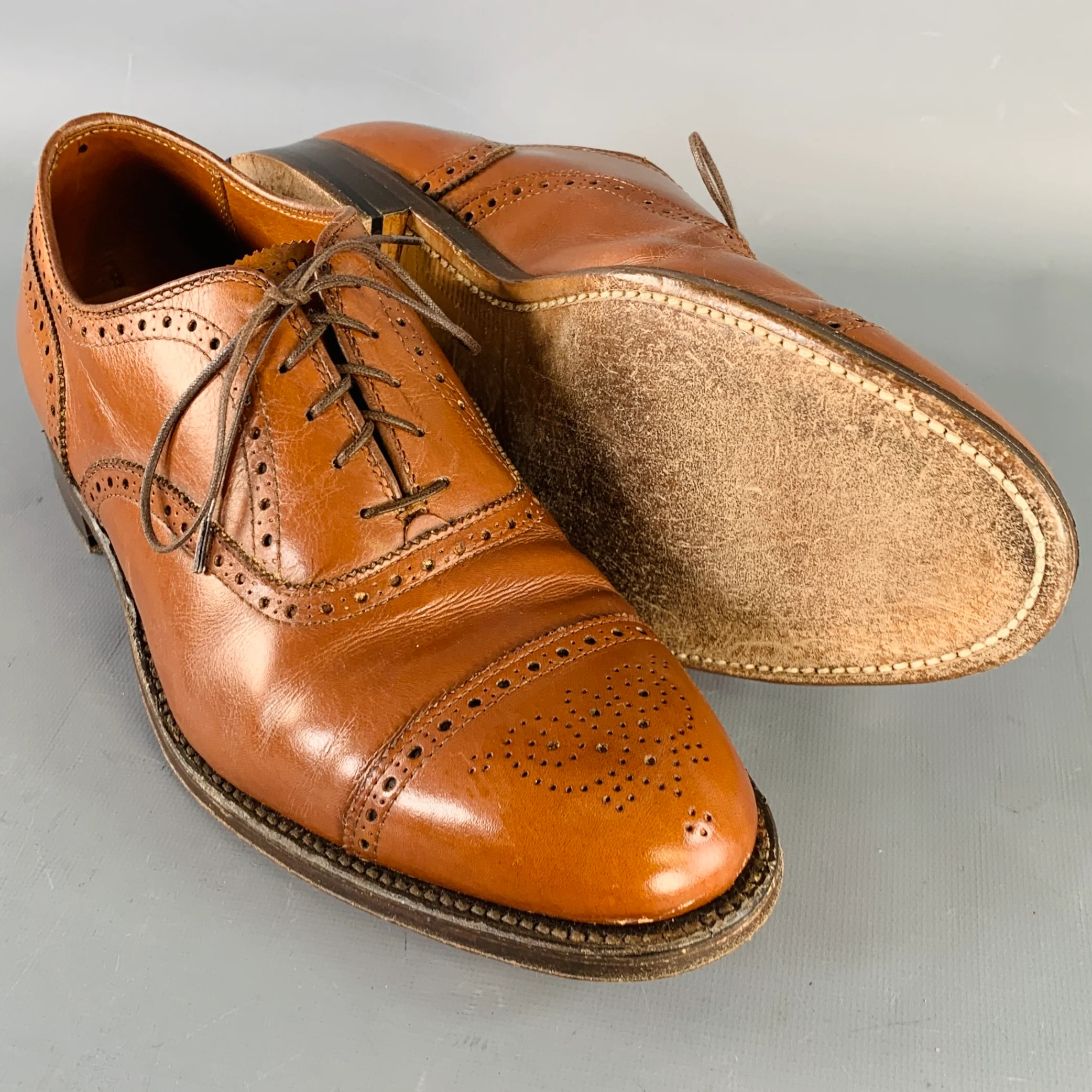 ALDEN Size 10 Tan Perforated Leather Cap Toe Lace-Up Shoes - Image 5