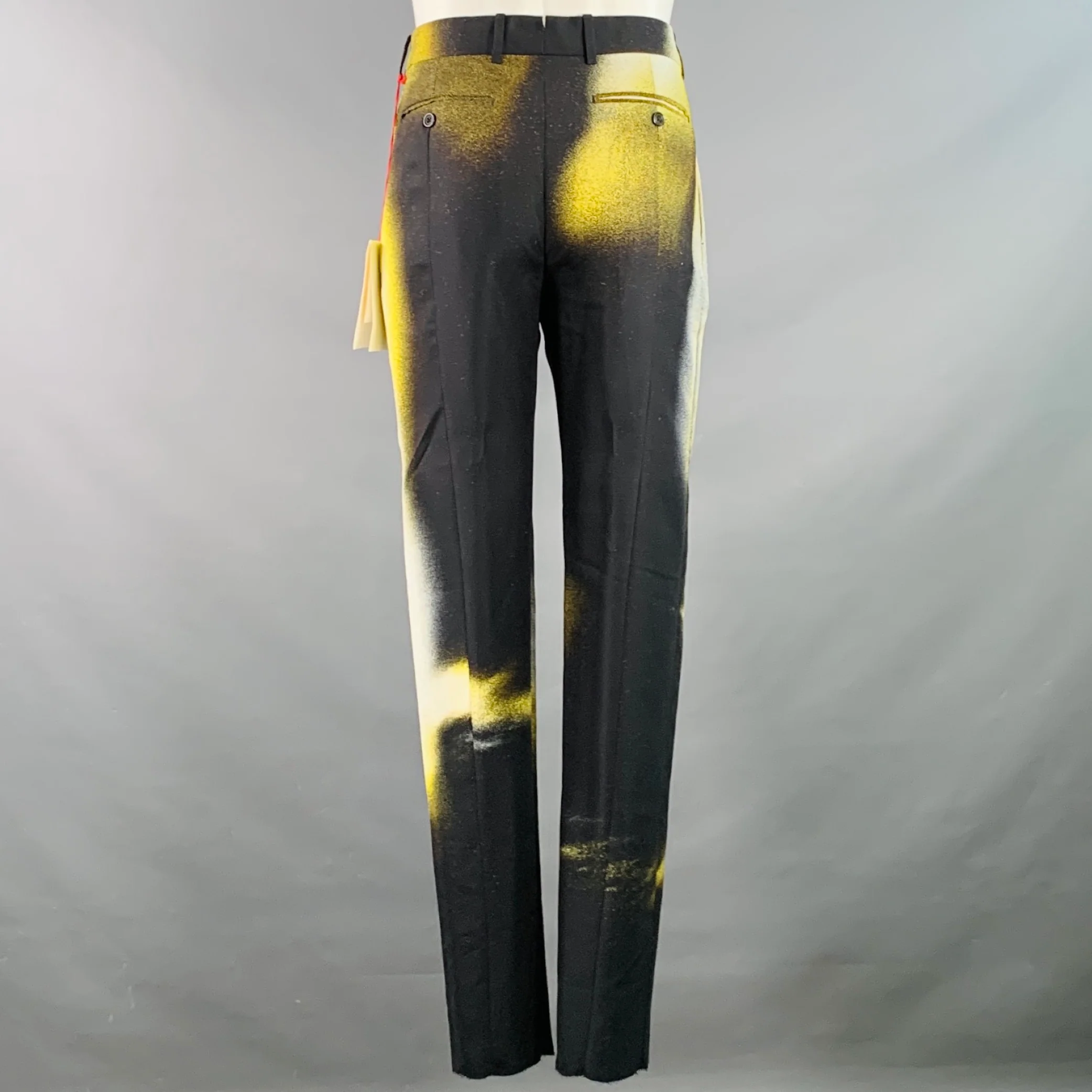ALEXANDER MCQUEEN FW22 Size 38 Black White Yellow Painted Viscose Suit - Image 6