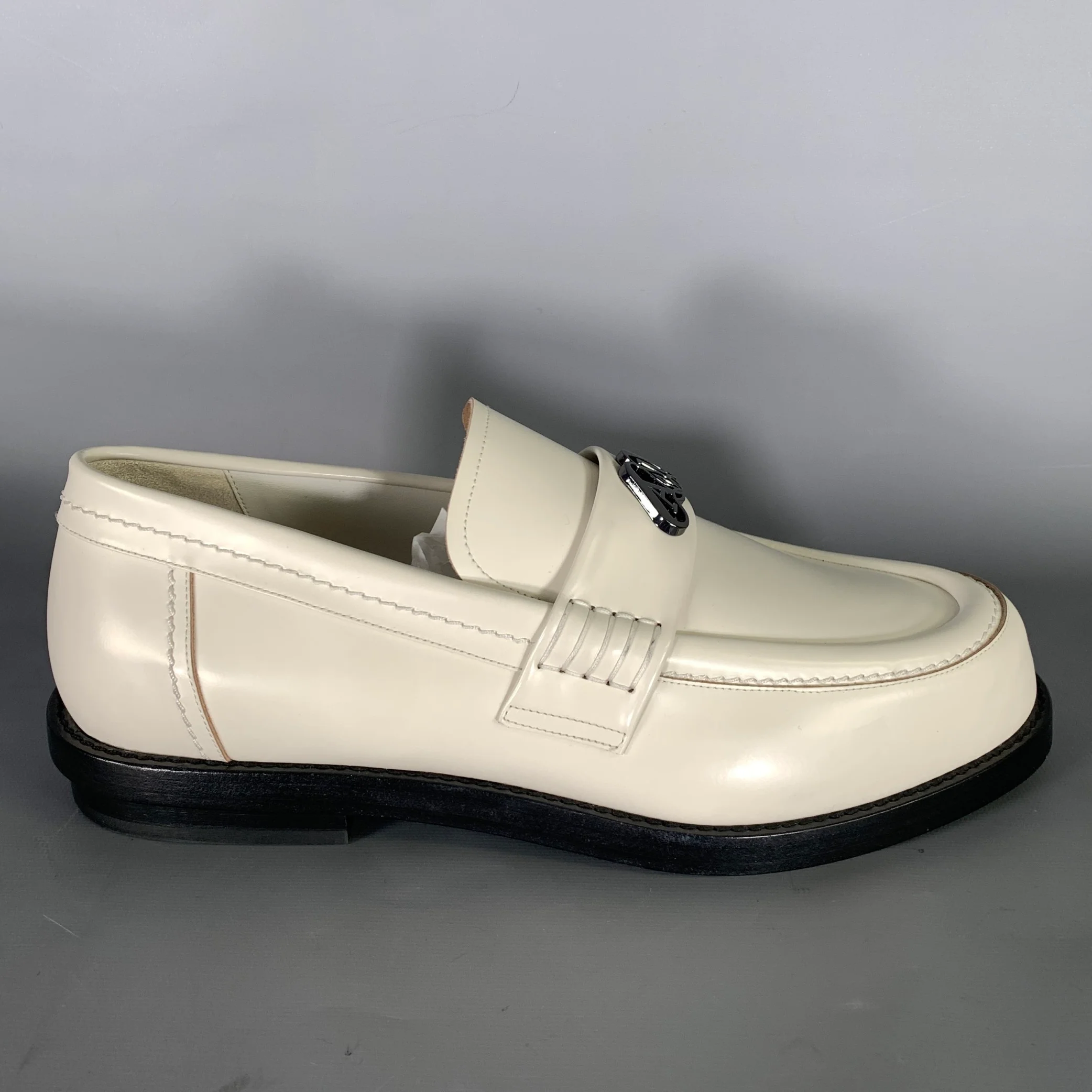ALEXANDER MCQUEEN Size 10 White Ivory Leather Slip On Loafers - Image 2