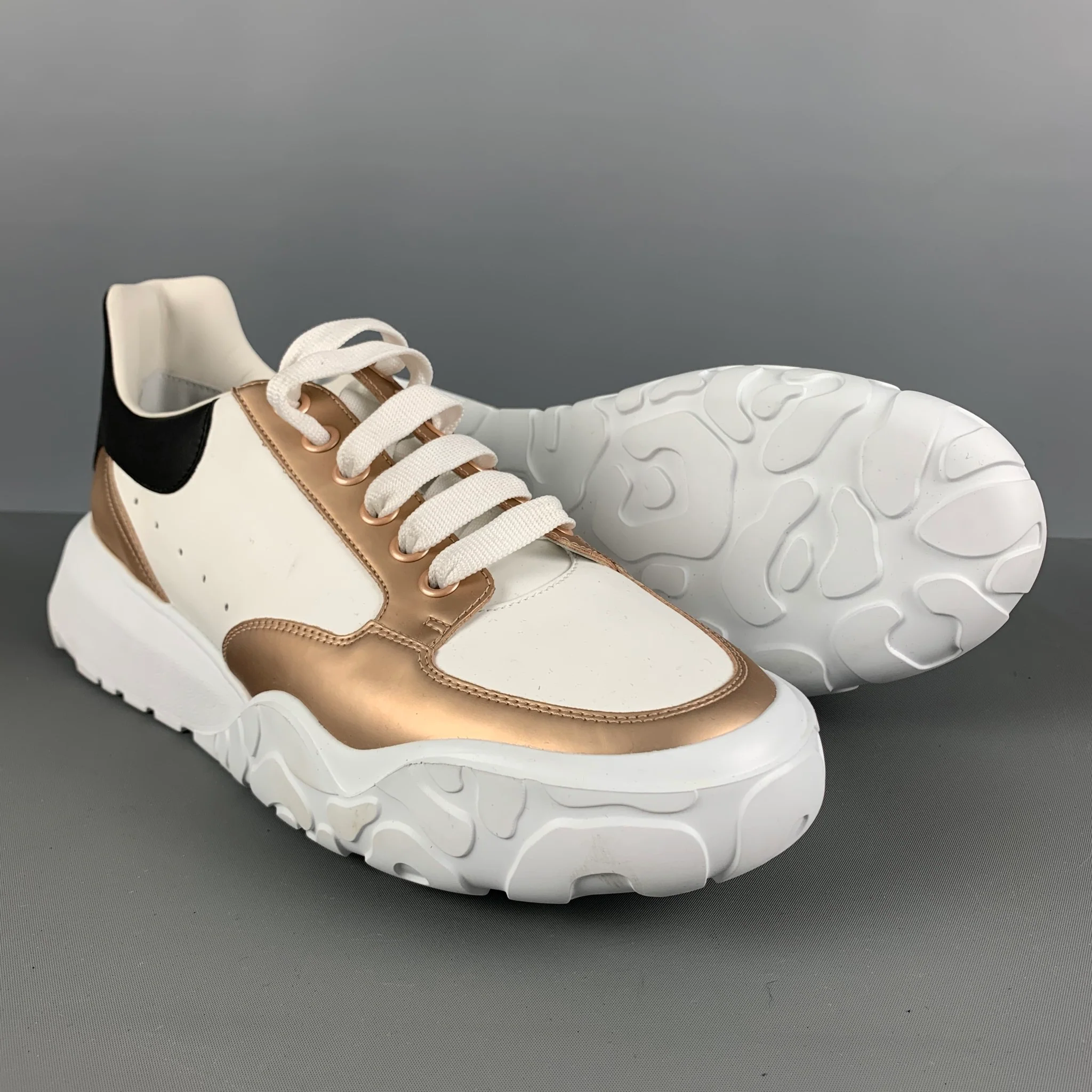 ALEXANDER MCQUEEN Size 11 White Gold Leather Platform Sneakers - Image 5