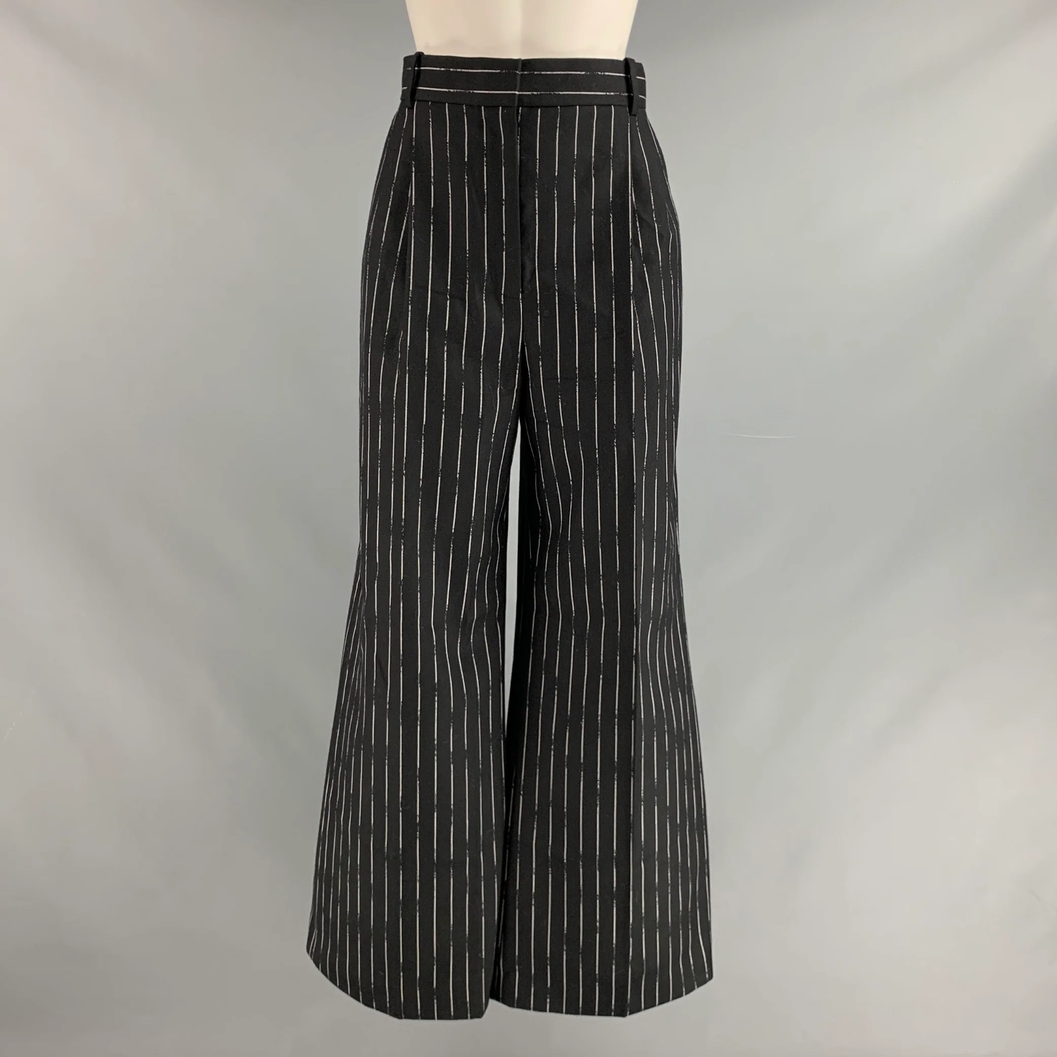ALEXANDER MCQUEEN Size 2 Black White Wool chalk stripe Pleated Dress Pants