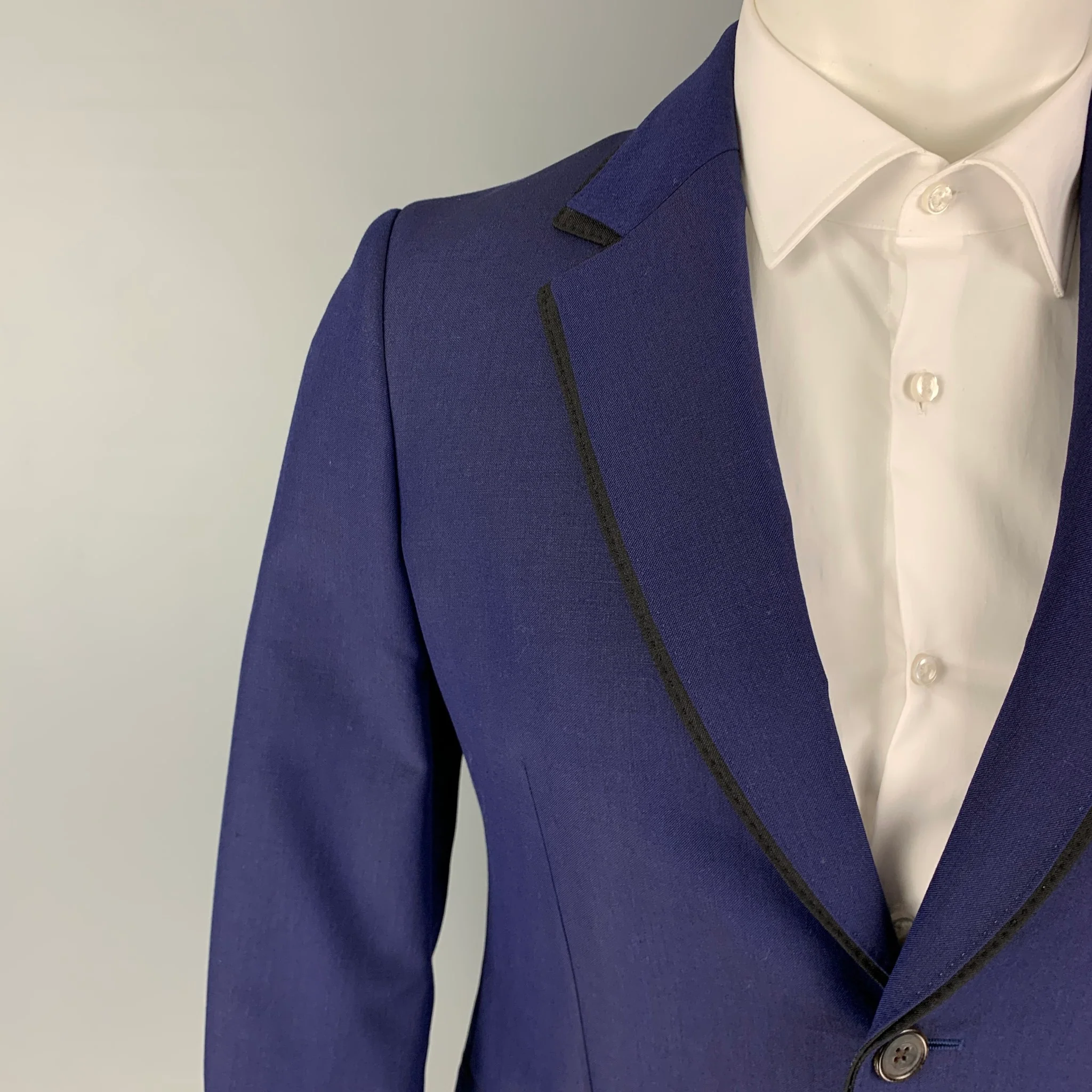 ALEXANDER MCQUEEN Size 34 Purple Black Wool Mohair Sport Coat - Image 2