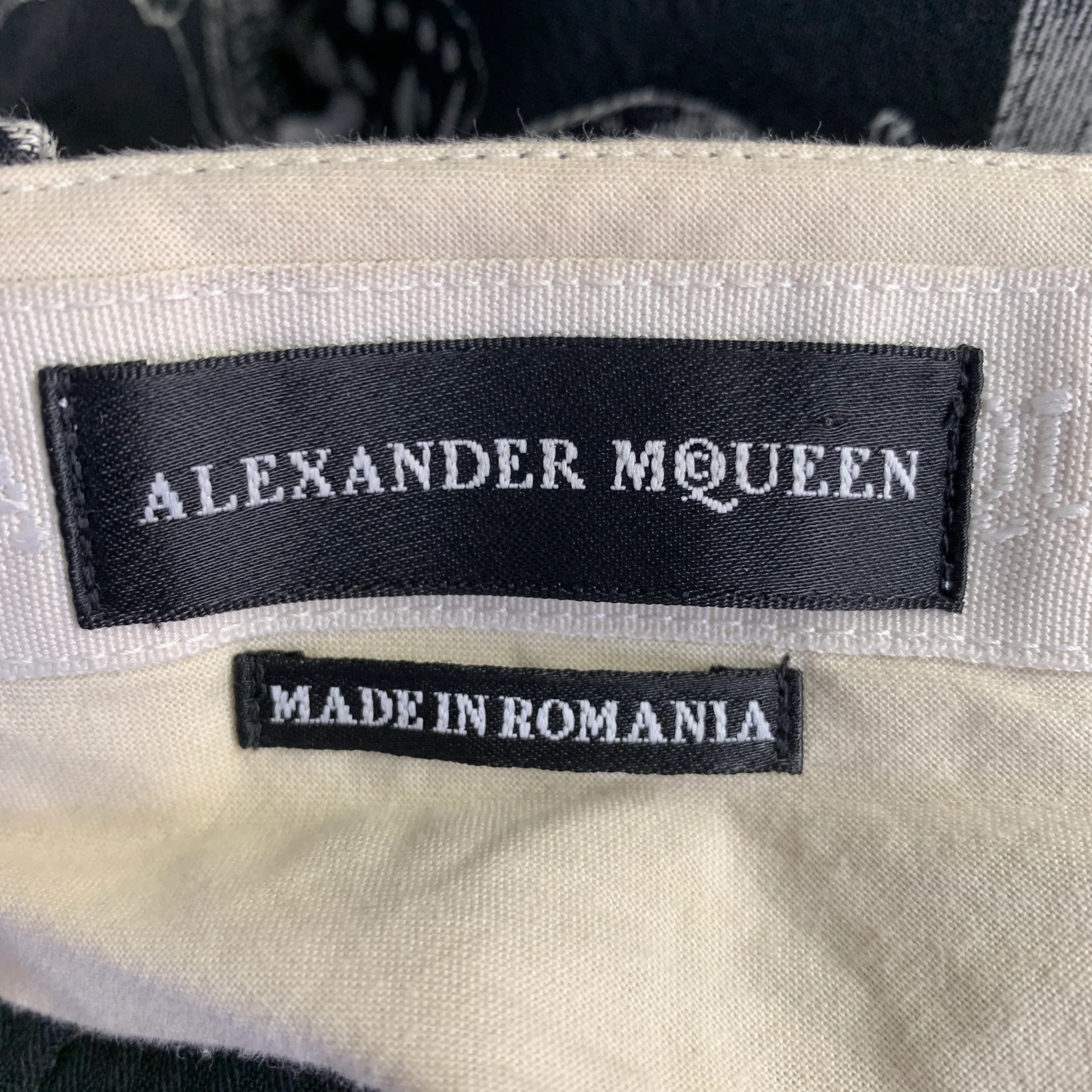 ALEXANDER MCQUEEN Size 38 Black Grey Butterfly Wool Cotton Blend Jacquard Dress Pants - Image 5