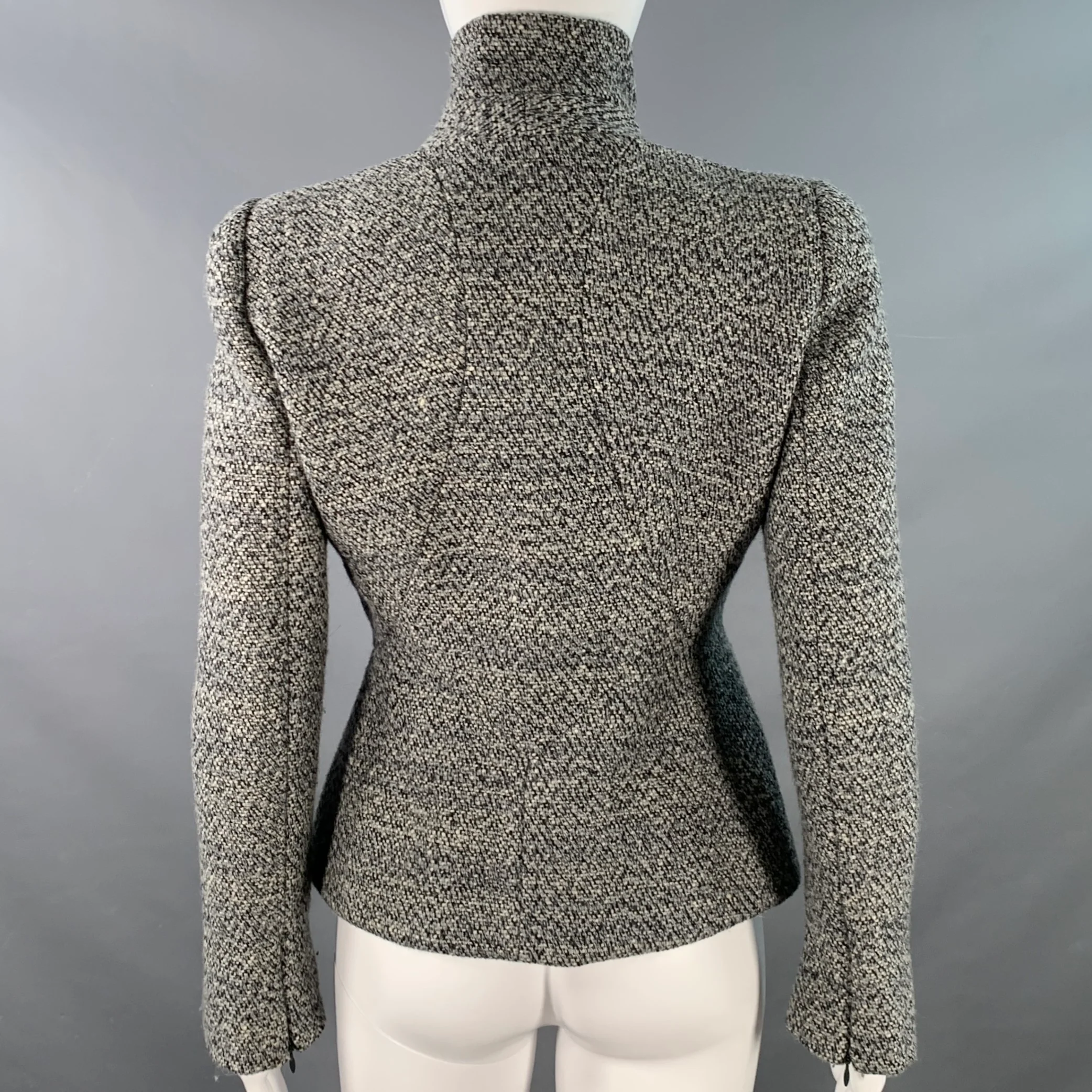 ALEXANDER MCQUEEN Size 4 Grey Black Wool Blend Boucle Single Breasted Jacket - Image 5