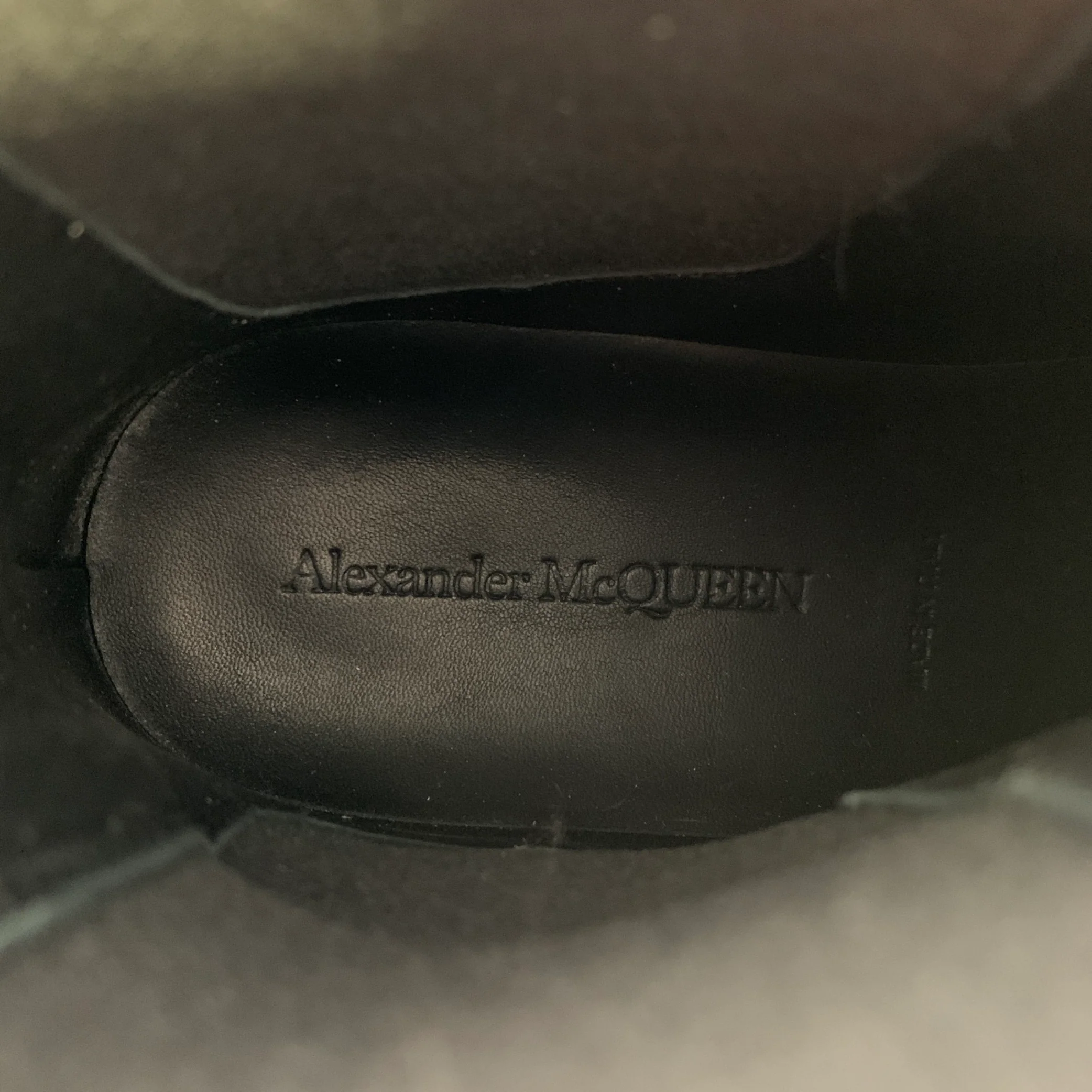 ALEXANDER MCQUEEN Size 9 White Black Leather Chelsea Ankle Boots - Image 7