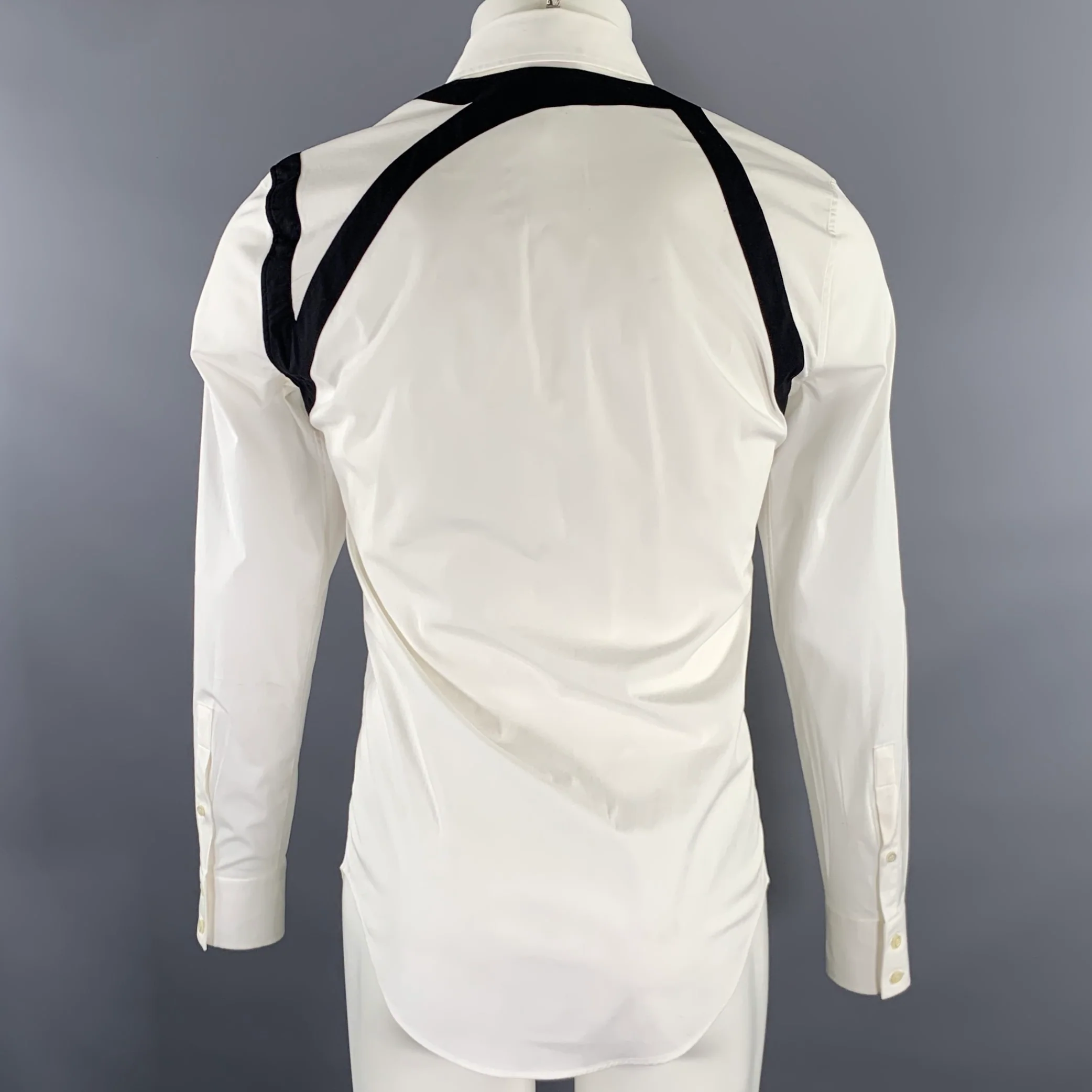 ALEXANDER MCQUEEN Size M White Black Cotton Harness Long Sleeve Shirt - Image 3