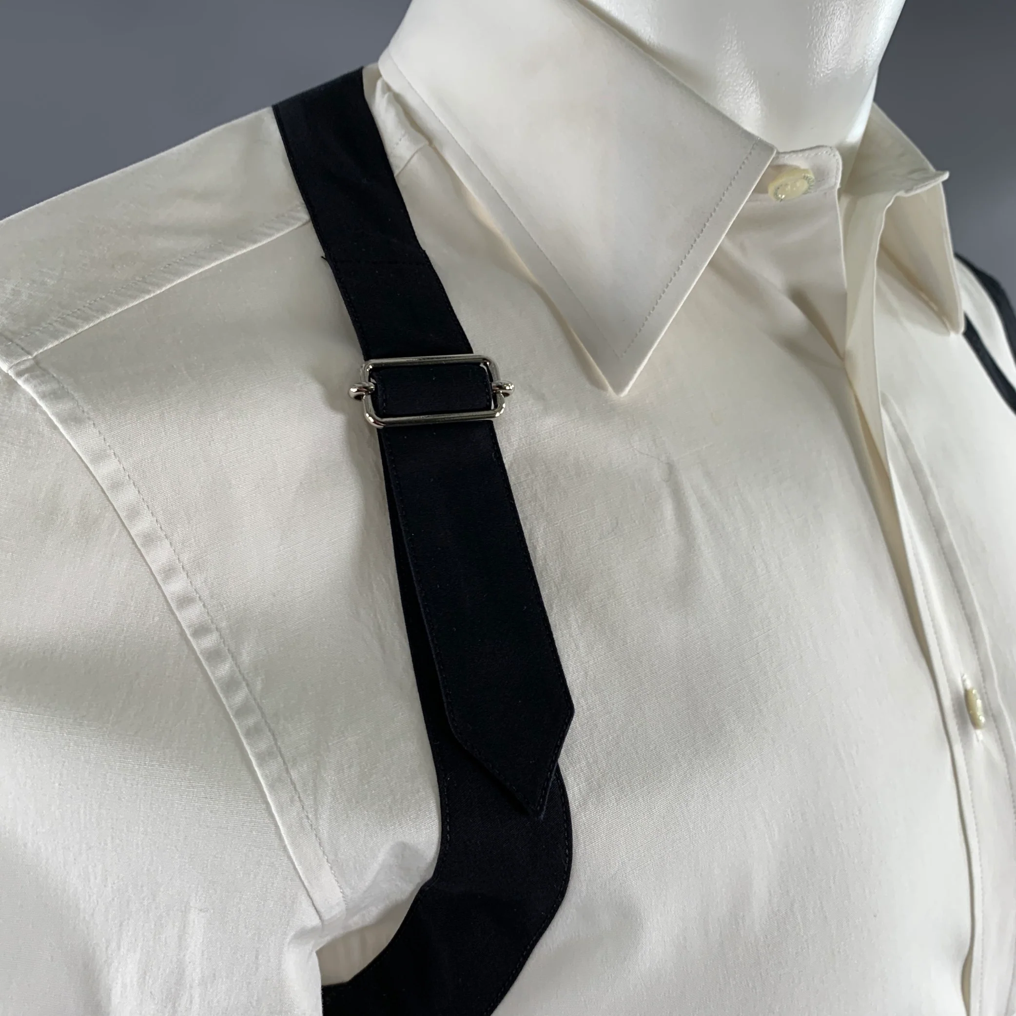 ALEXANDER MCQUEEN Size M White Black Cotton Harness Long Sleeve Shirt - Image 4