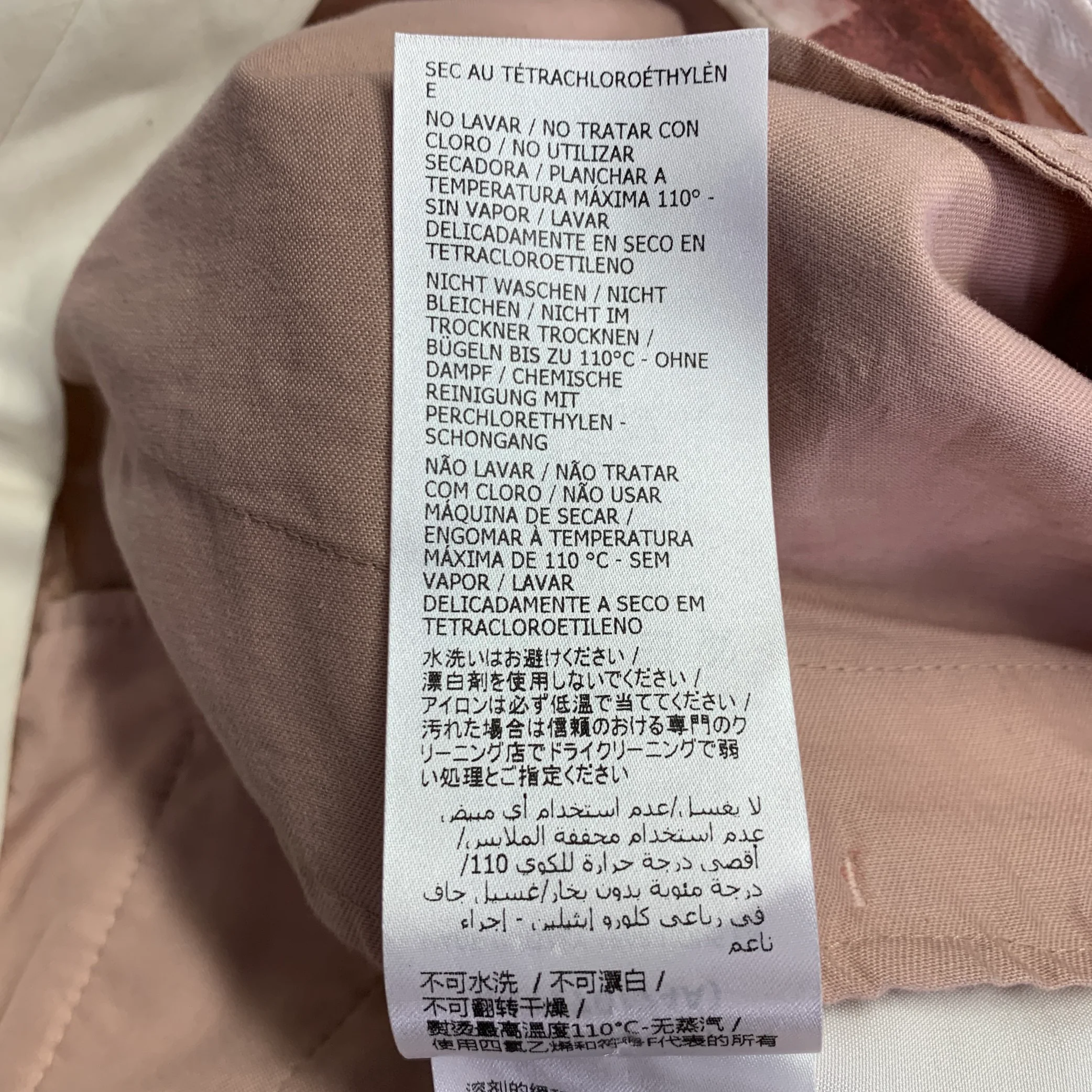 ALEXANDER MCQUEEN SS21 Size 38 Pink White Print Viscose Double Breasted Suit - Image 17