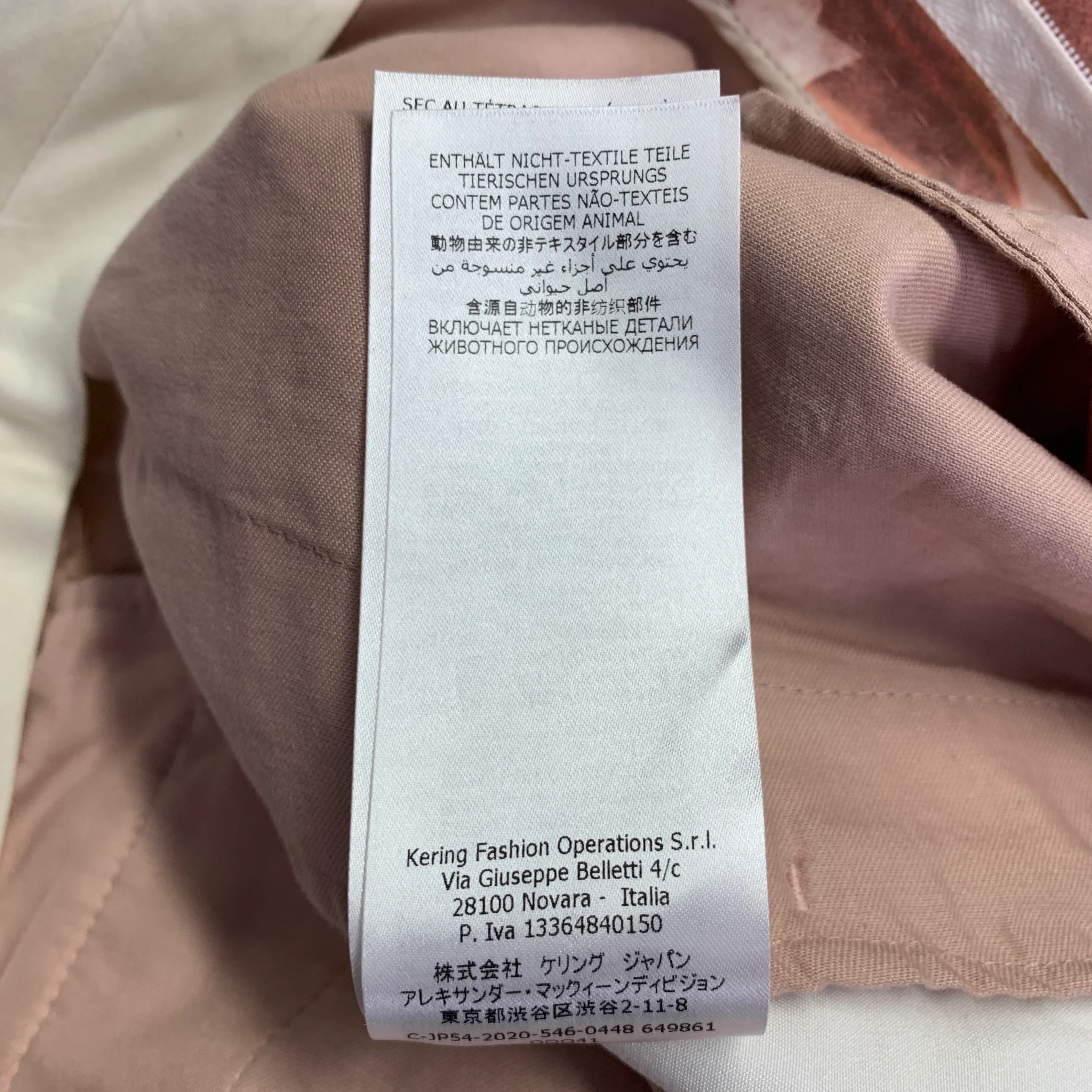 ALEXANDER MCQUEEN SS21 Size 38 Pink White Print Viscose Double Breasted Suit - Image 19