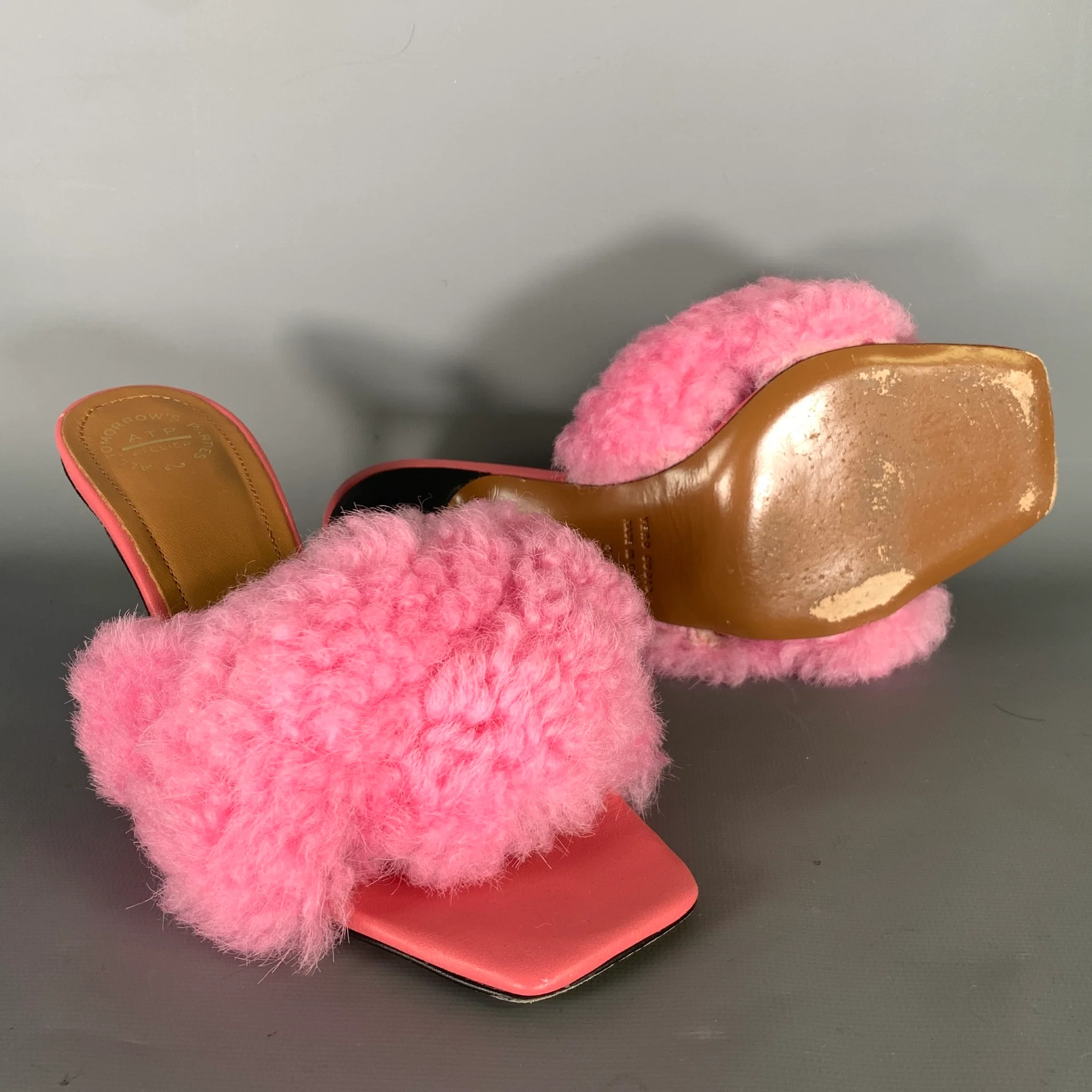 ALL TOMORROW'S PARTIES Size 7 Pink Wool Textured Leather Trim Mules Pumps - Image 5