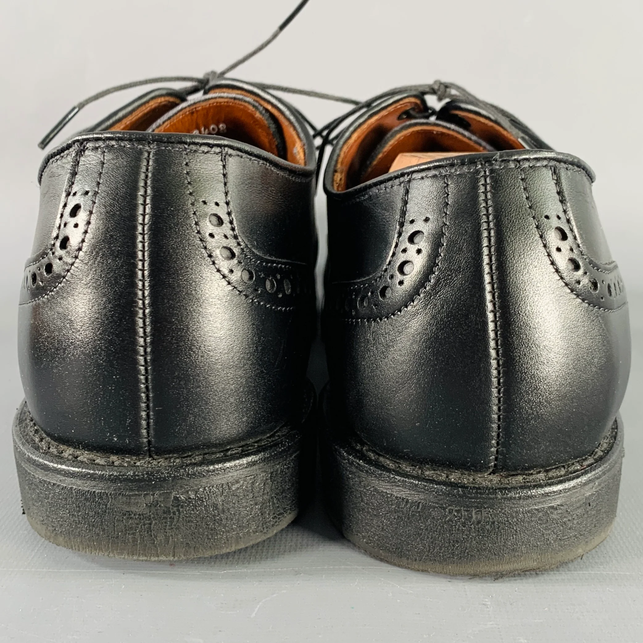 ALLEN EDMONDS Size 12 Black Perforated Leather Cap Toe Lace-Up Shoes - Image 3