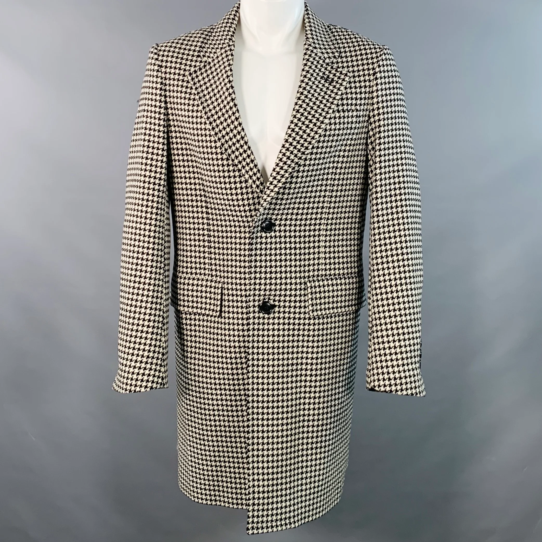 AMI by ALEXANDRE MATTIUSSI Size 36 Black White Wool Blend Houndstooth Coat
