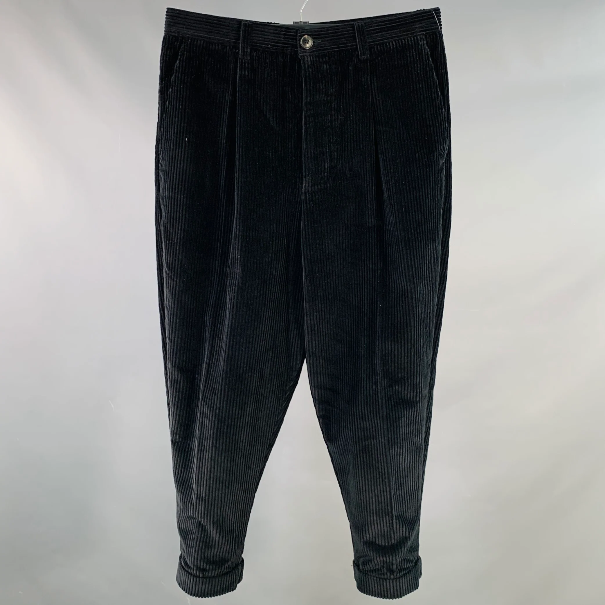 AMI by ALEXANDRE MATTIUSSI Size L Black Corduroy Cotton Button Fly Casual Pants