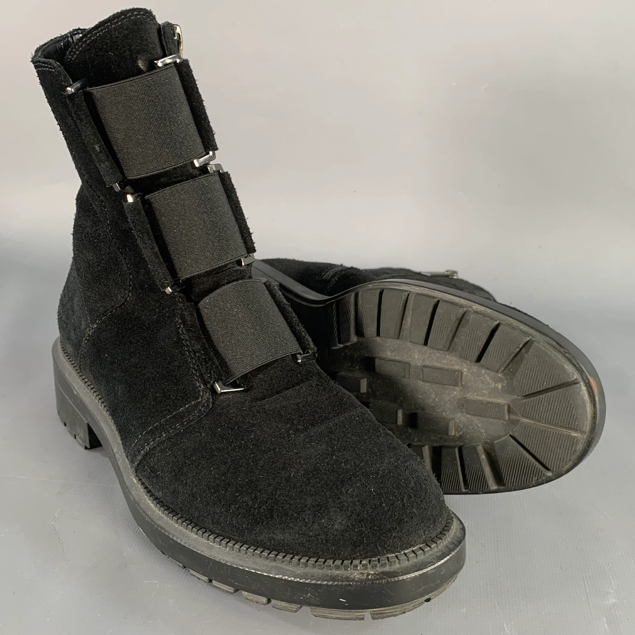AQUATALIA Size 7.5 Black Suede Elastic Side Zipper Ankle Boots - Image 5