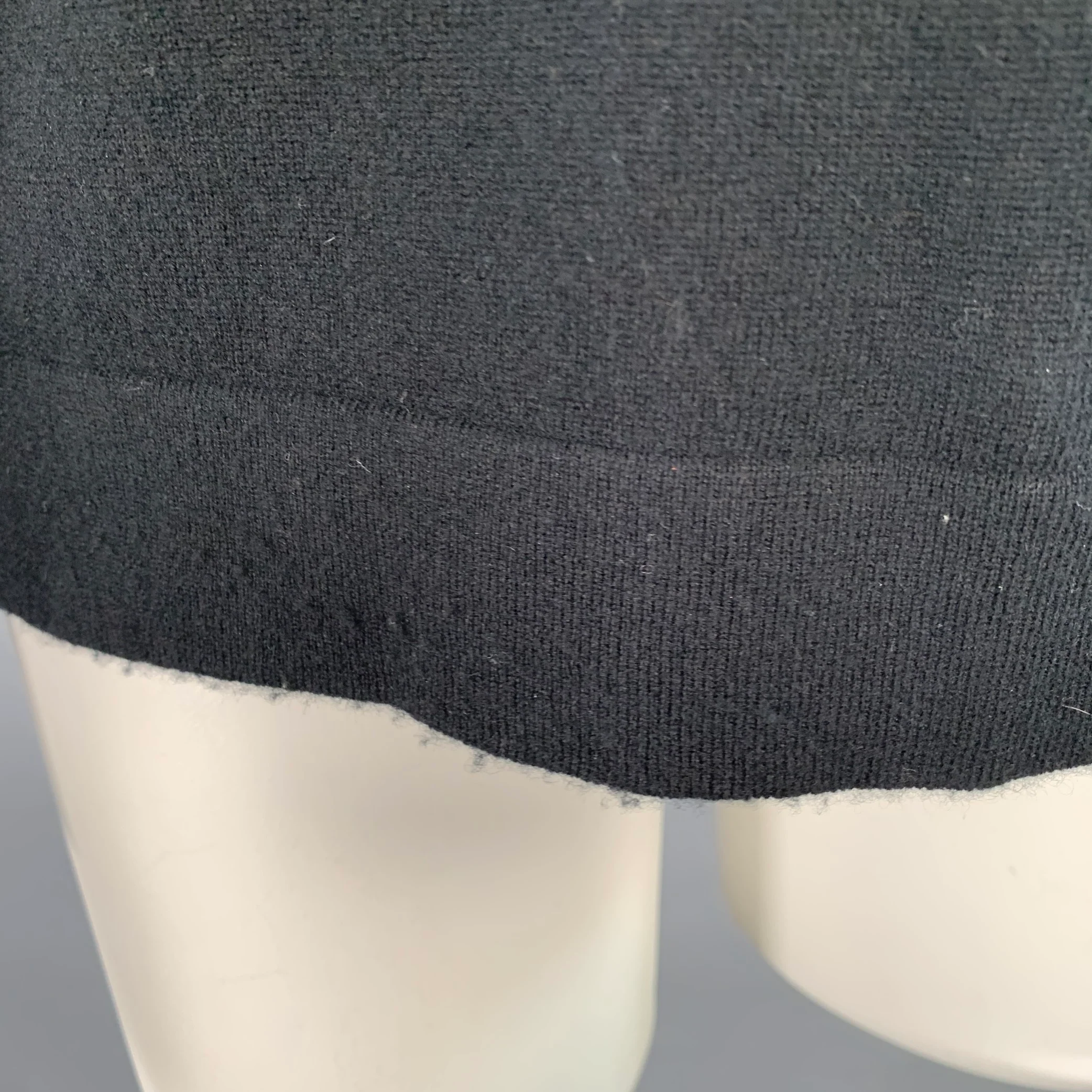 ARCH 4 Size M Black Baby Goat Cashmere V-Neck Pullover - Image 5