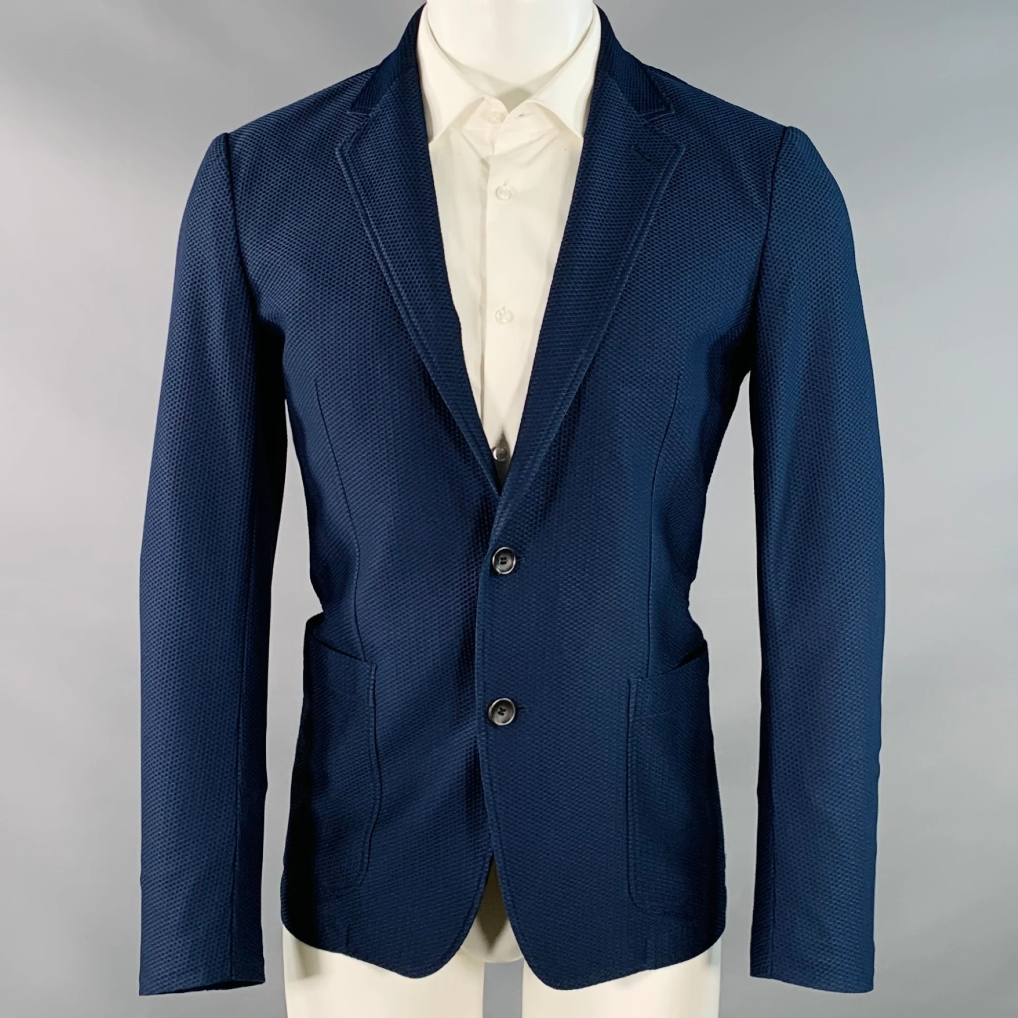 ARMANI COLLEZIONI Chest Size 40 Navy Textured Polyester Blend Sport Coat