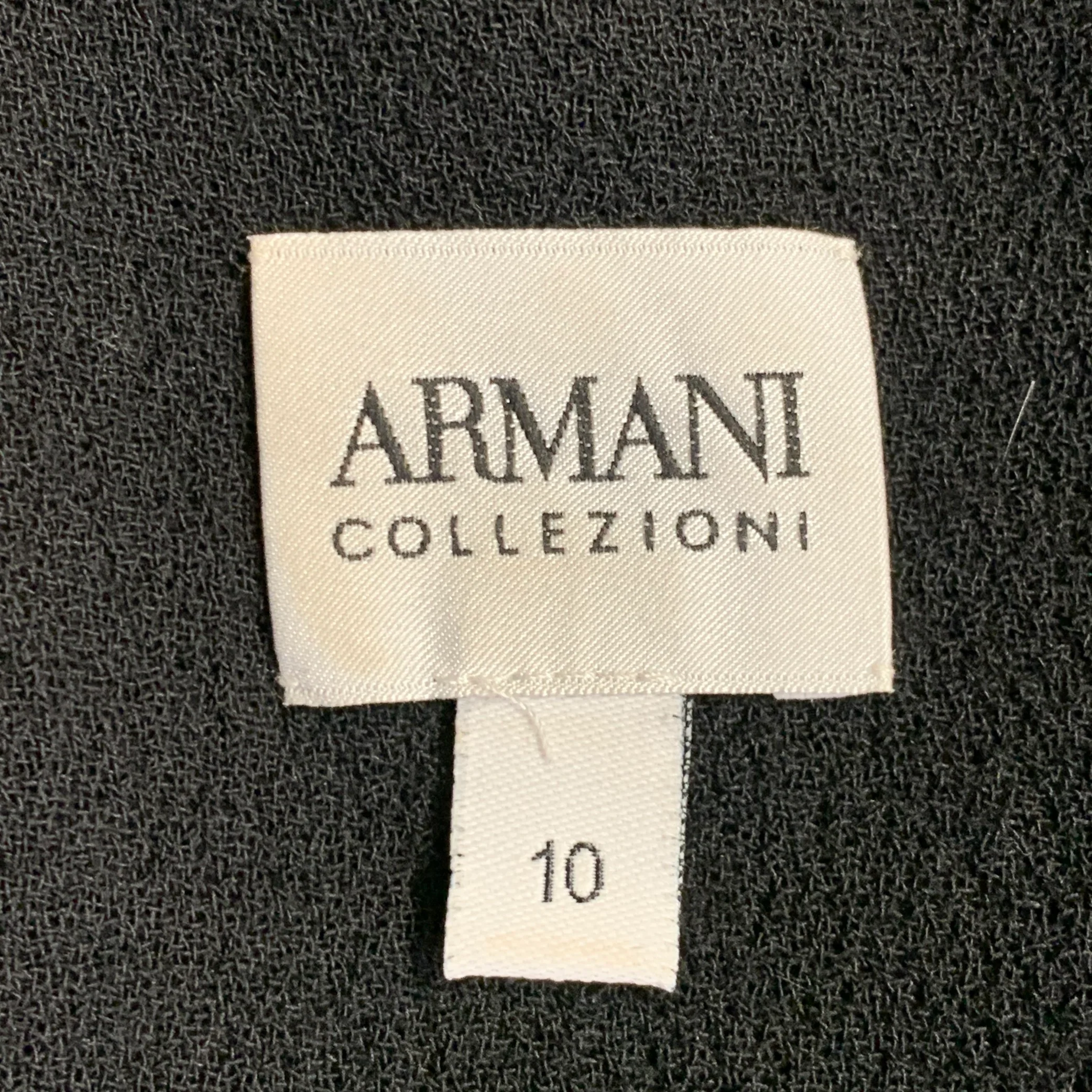 ARMANI COLLEZIONI Size 10 Black Wool Crepe Sleeveless Knee Length Dress - Image 4