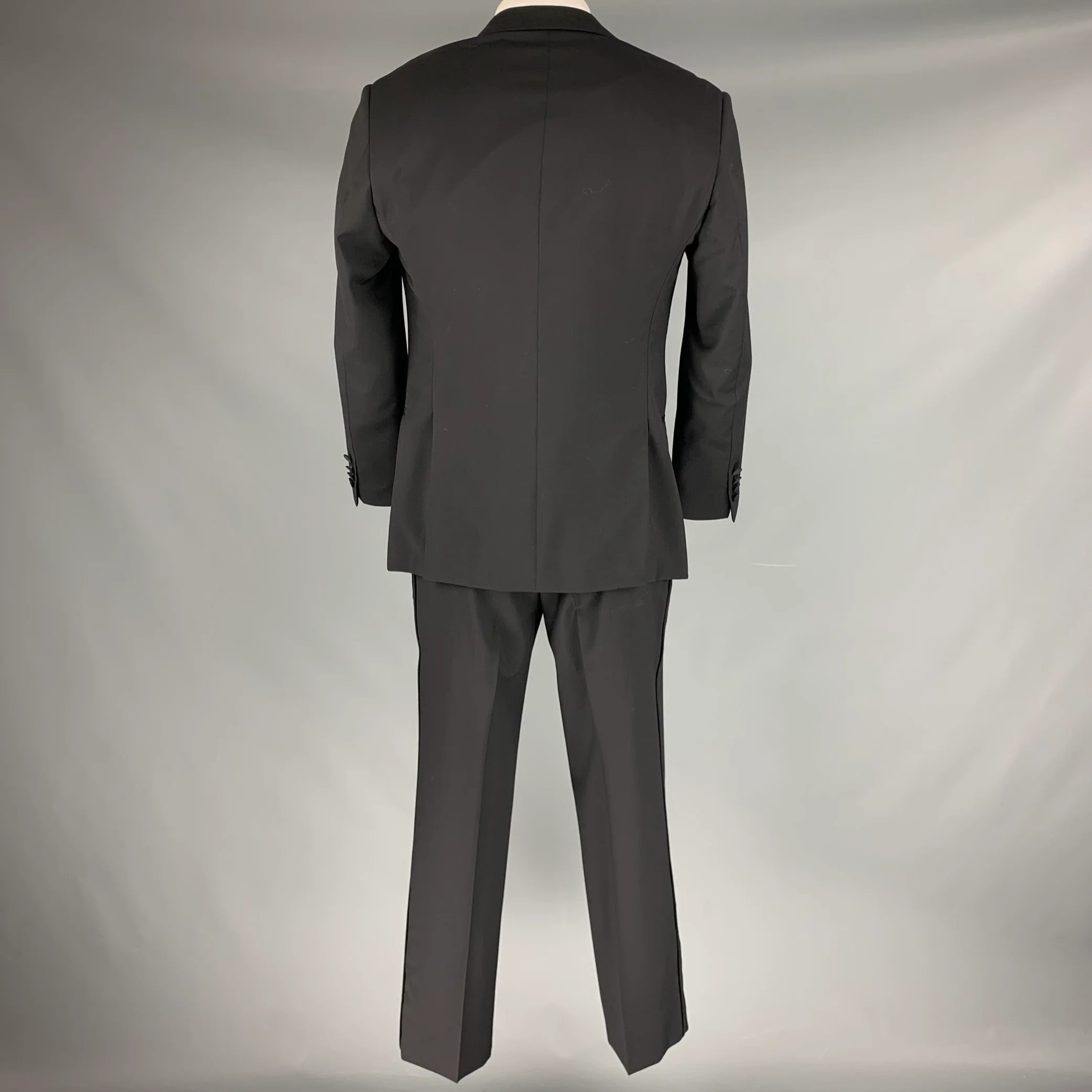 ARMANI COLLEZIONI Size 42 Black Wool Notch Lapel Single Button Tuxedo - Image 4