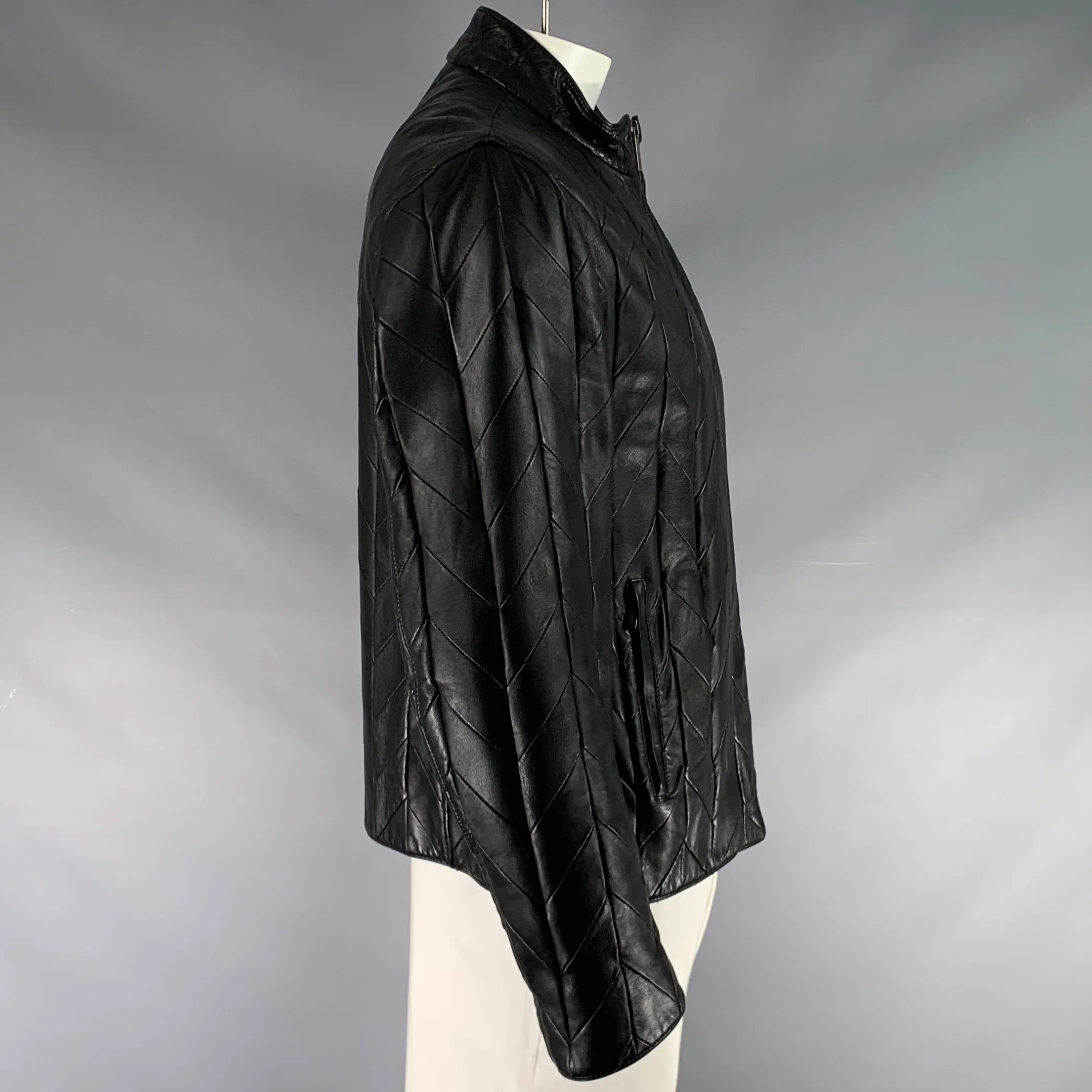 ARMANI COLLEZIONI Size 44 Black Quilted Leather Zip Up Jacket - Image 3