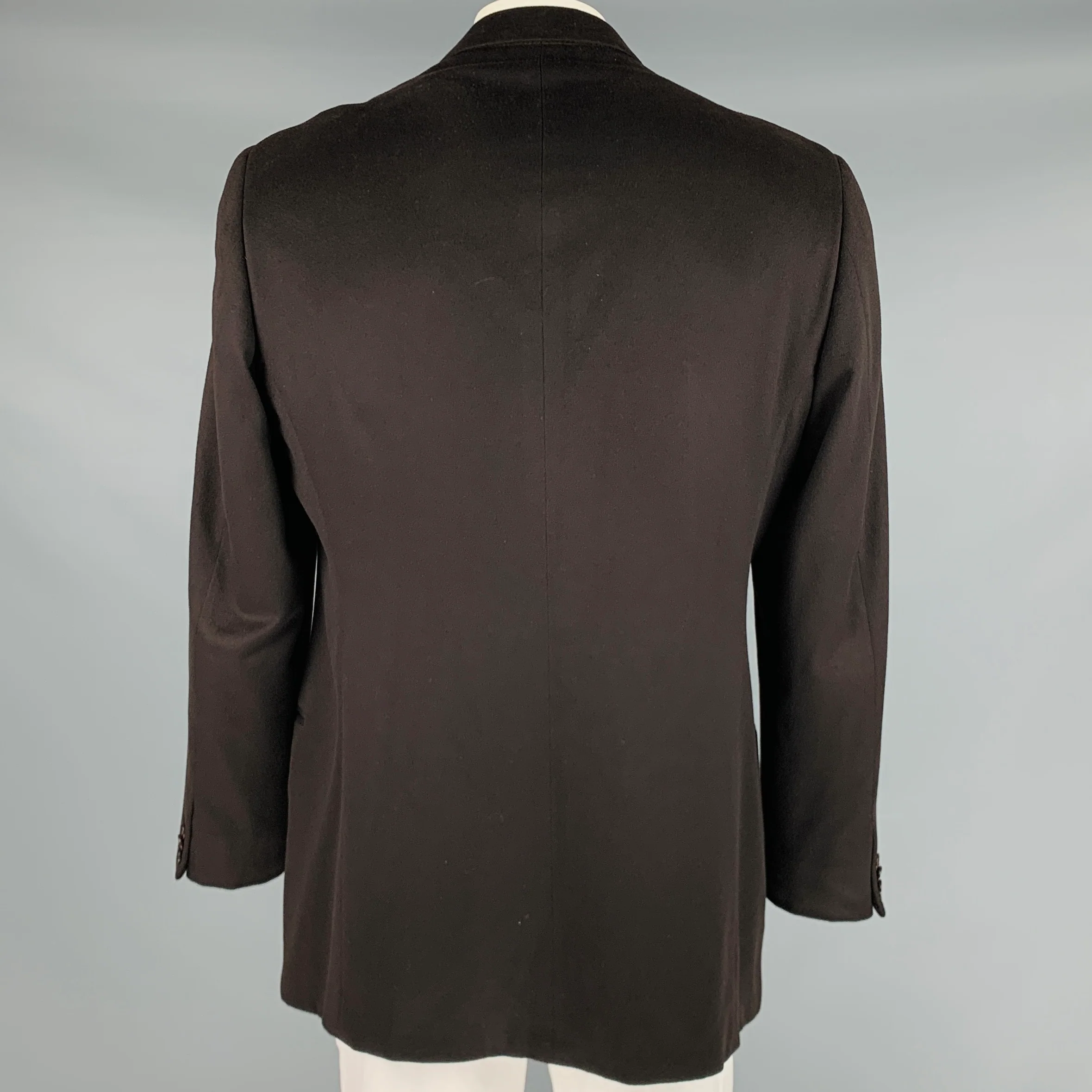 ARMANI COLLEZIONI Size 44 Long Brown Cashmere Single Breasted Sport Coat - Image 3