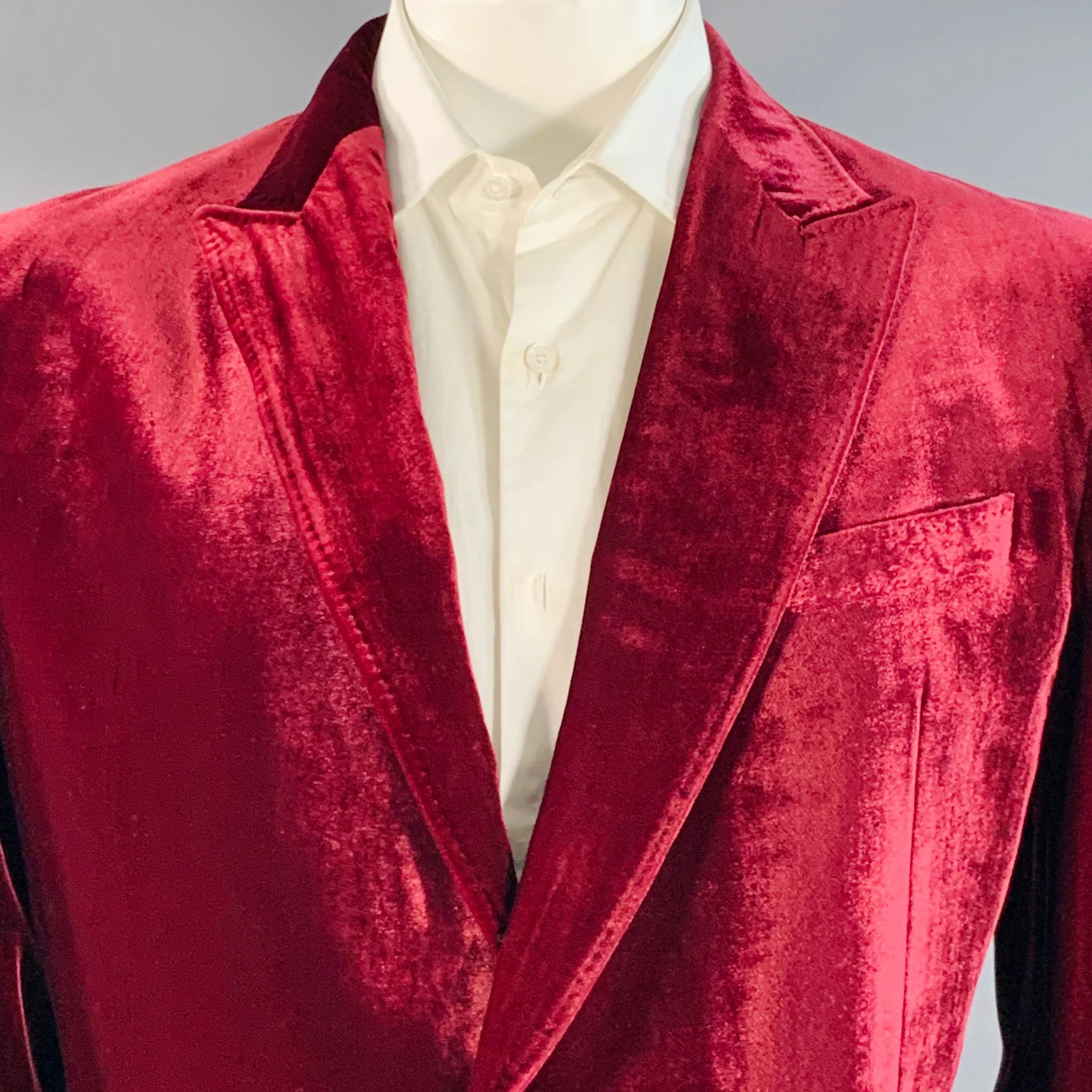 ARMANI COLLEZIONI Size 46 Long Burgundy Velvet Rayon Silk Sport Coat - Image 2