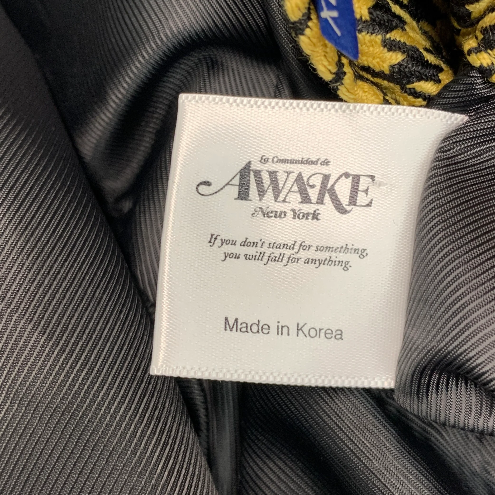 AWAKE Size XL Yellow Black Houndstooth Wool Double Breasted Peak Lapel Suit - Image 10