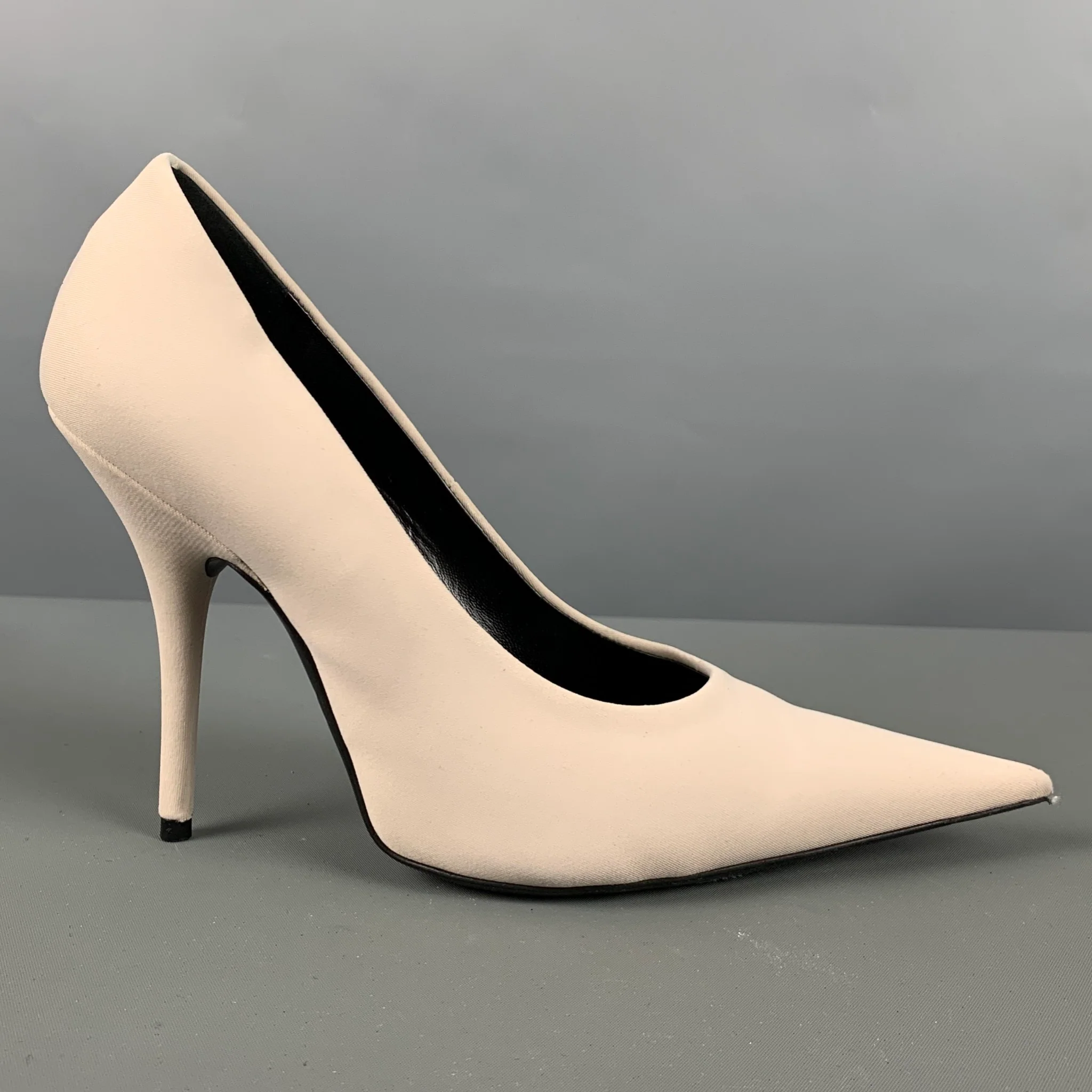 BALENCIAGA Size 7 Cream Fabric Pointed Toe Pumps - Image 2