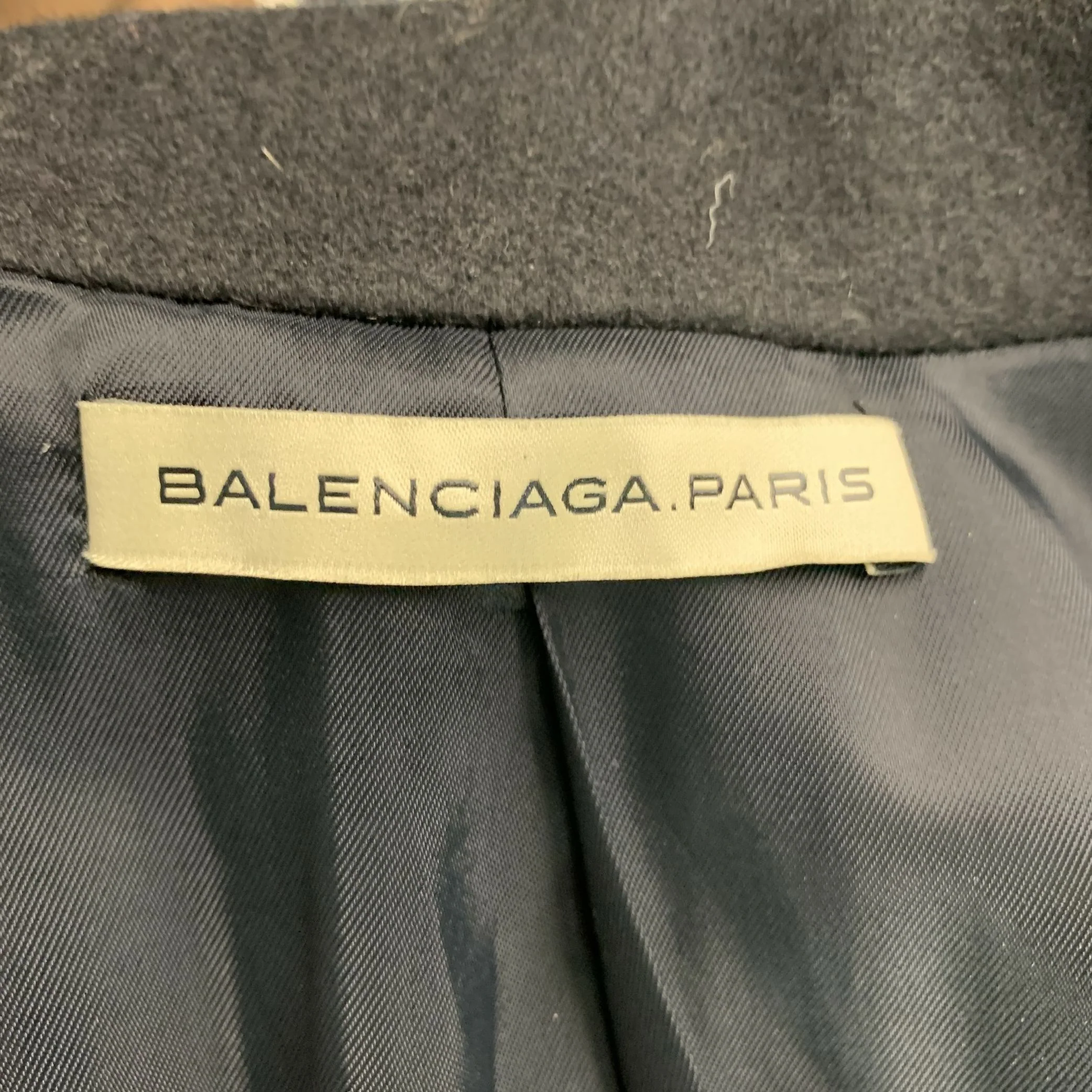 BALENCIAGA Size 8 Black Virgin Wool Blend Double Breasted Coat - Image 5