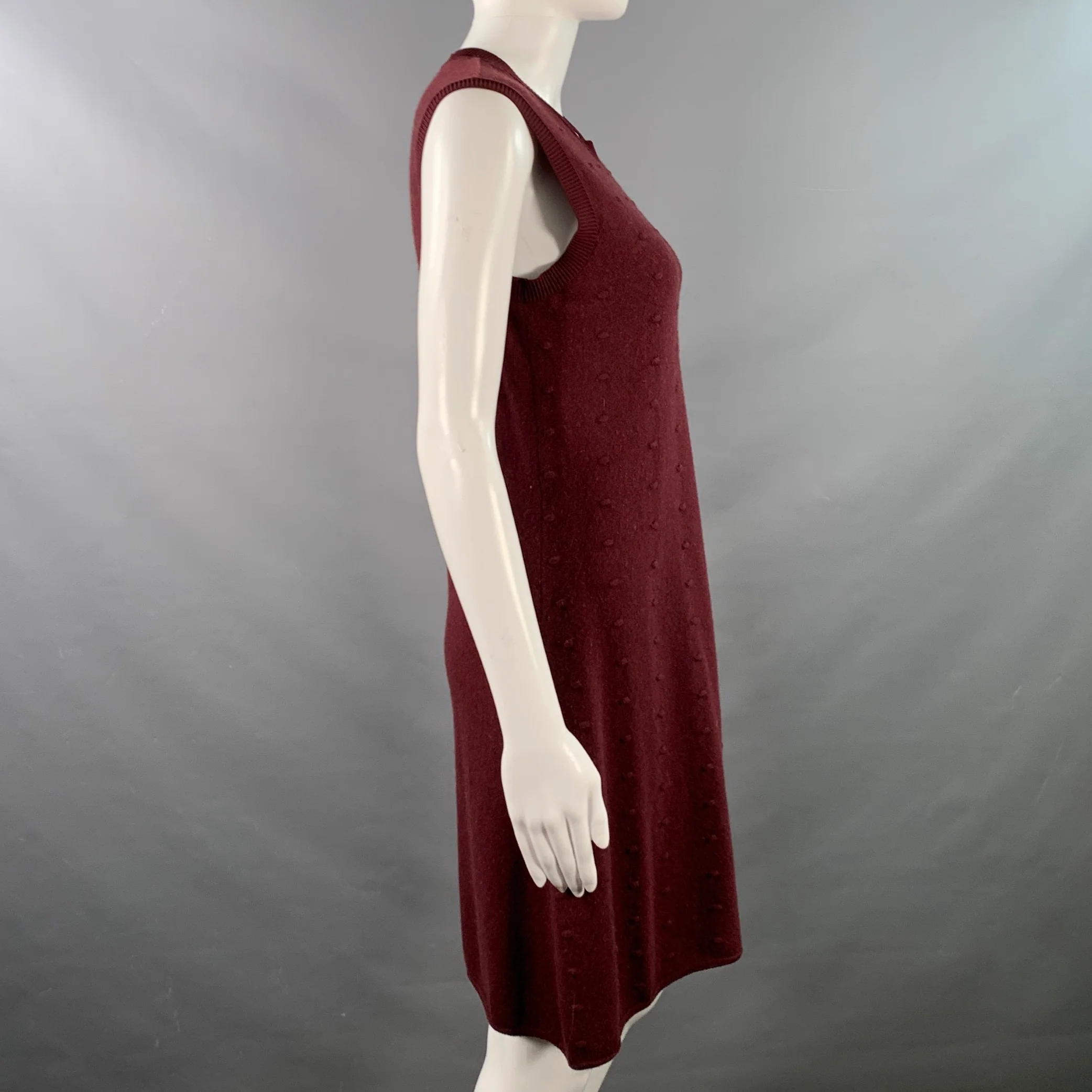 BALENCIAGA Size 8 Burgundy Wool Blend Knit Sleeveless Textured Knee Length Dress - Image 3