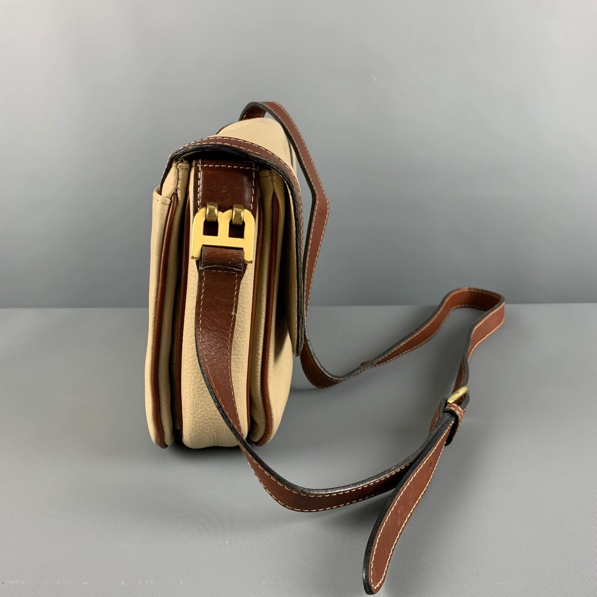 BALLY Cream Brown Pebble Grain Leather Cross Body Handbag - Image 3