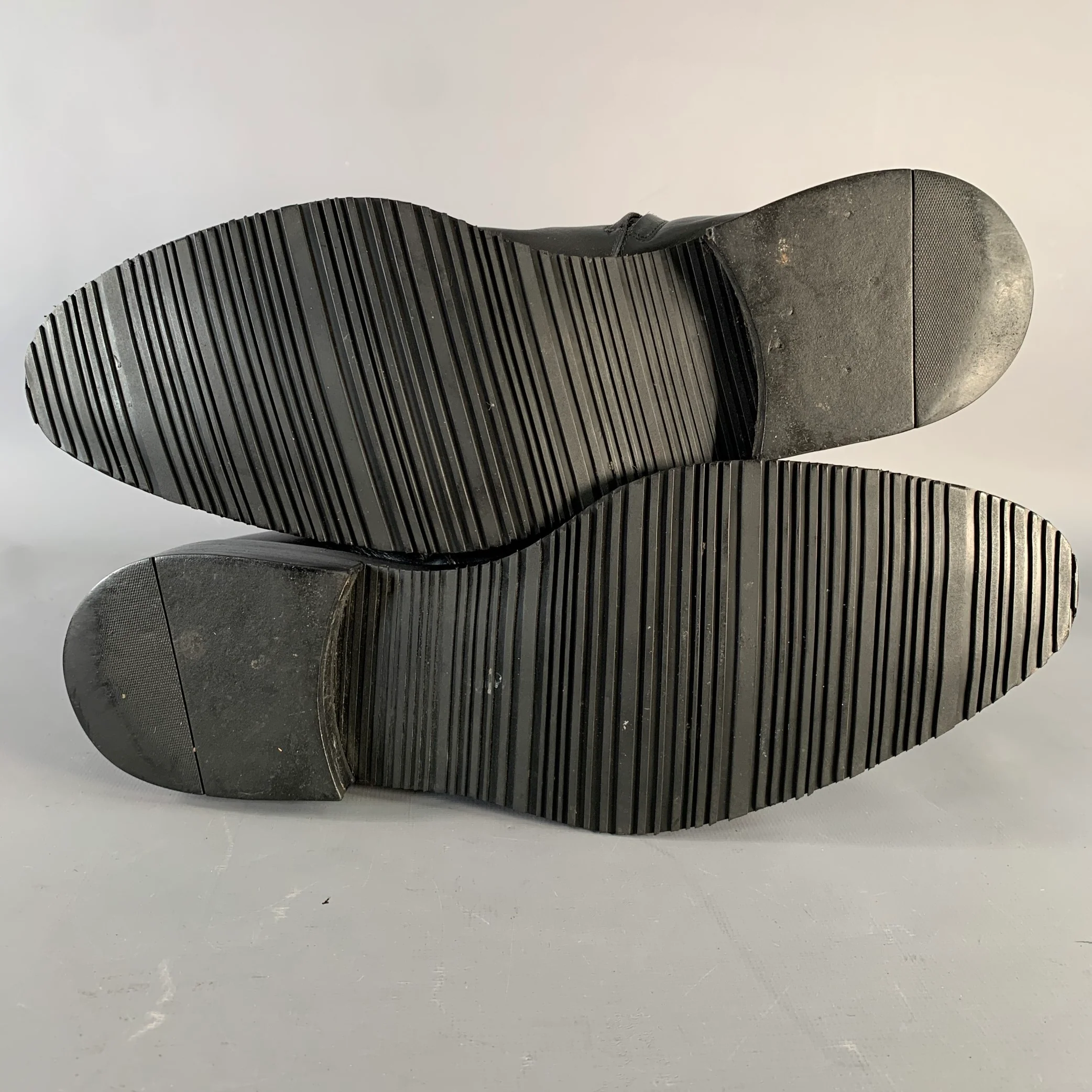 BALLY Size 8 Tholon Black Calfskin Leather Side Zipper Ankle Boots - Image 6