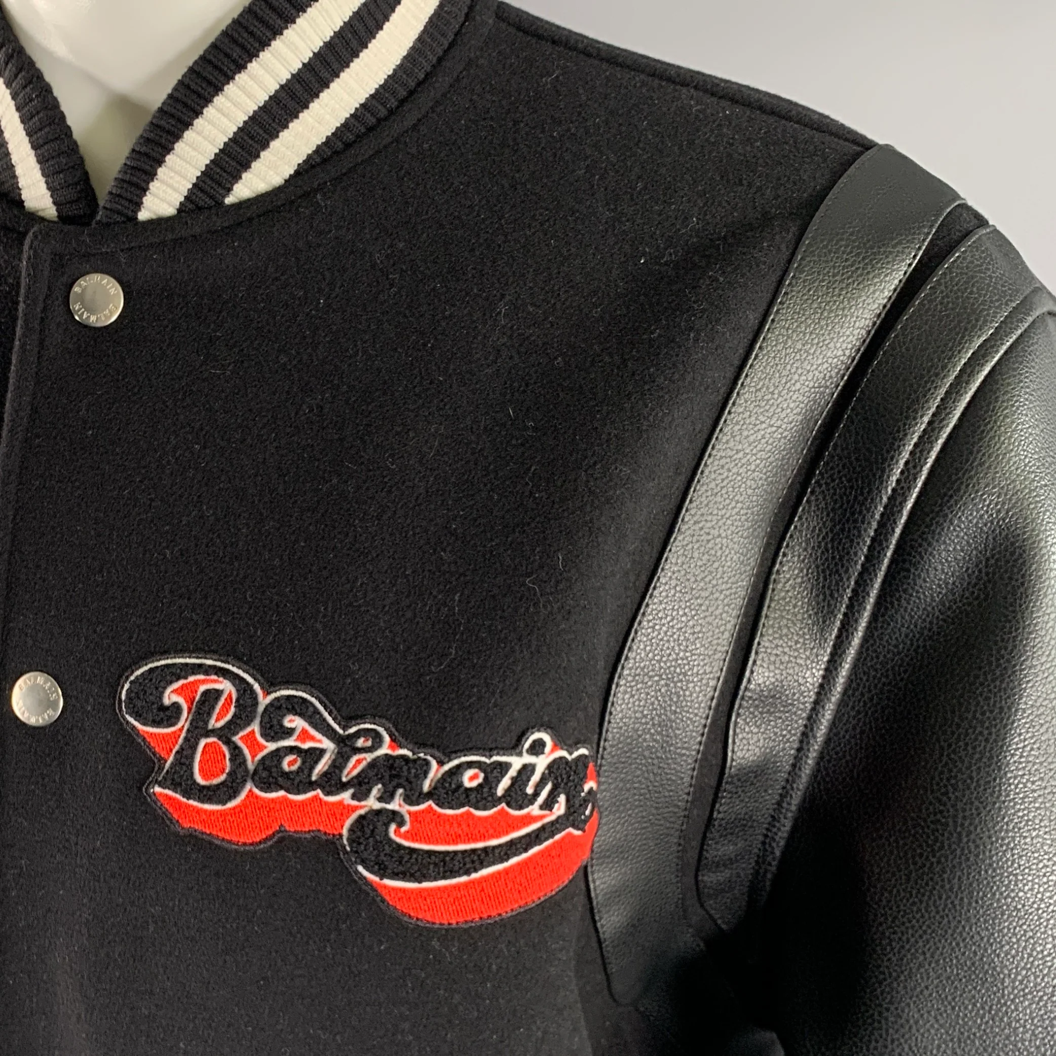 BALMAIN Size 40 Black Red White Patch Wool Faux Leather Varsity Jacket - Image 5