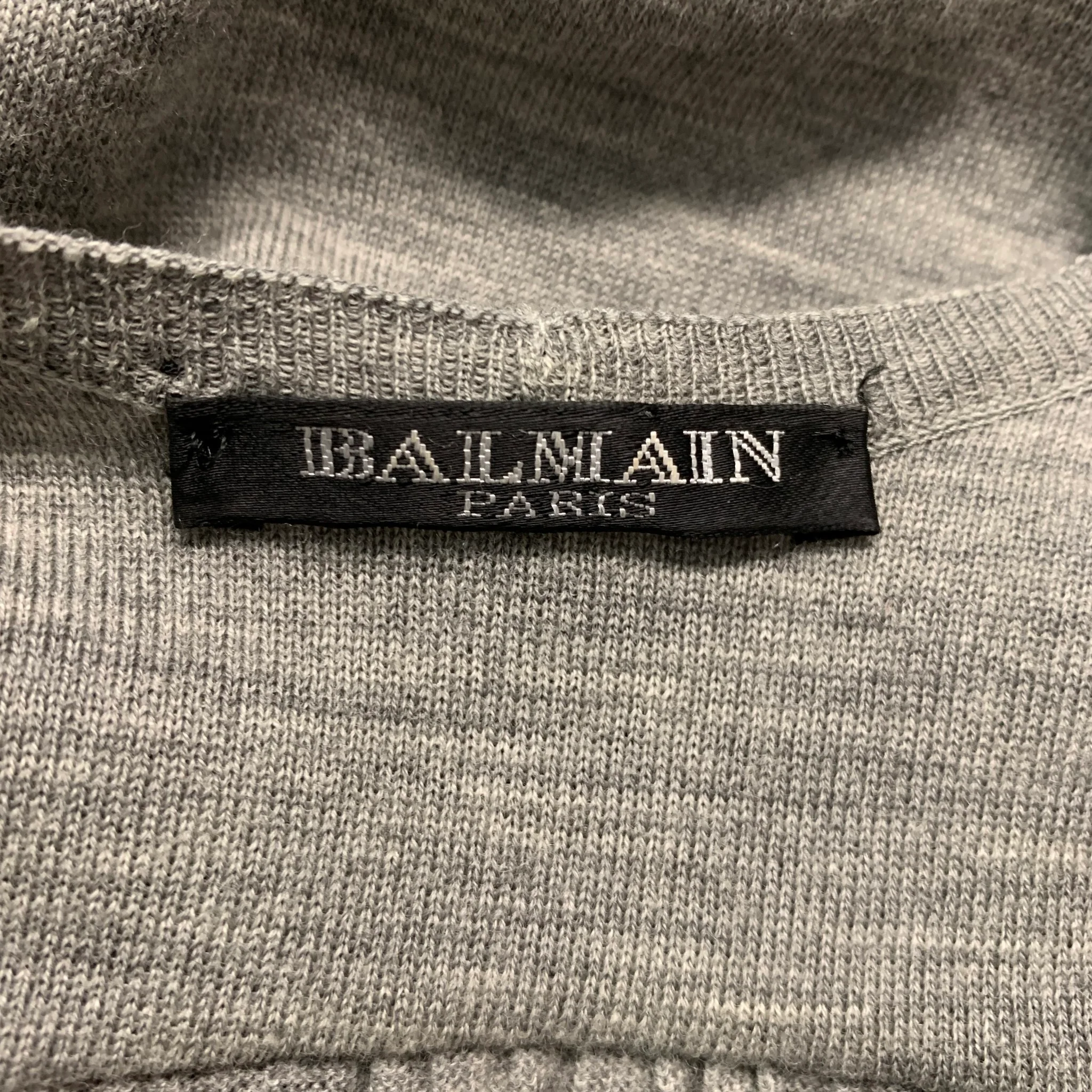 BALMAIN Size 6 Grey Wool Chain V-Neck Dress - Image 8