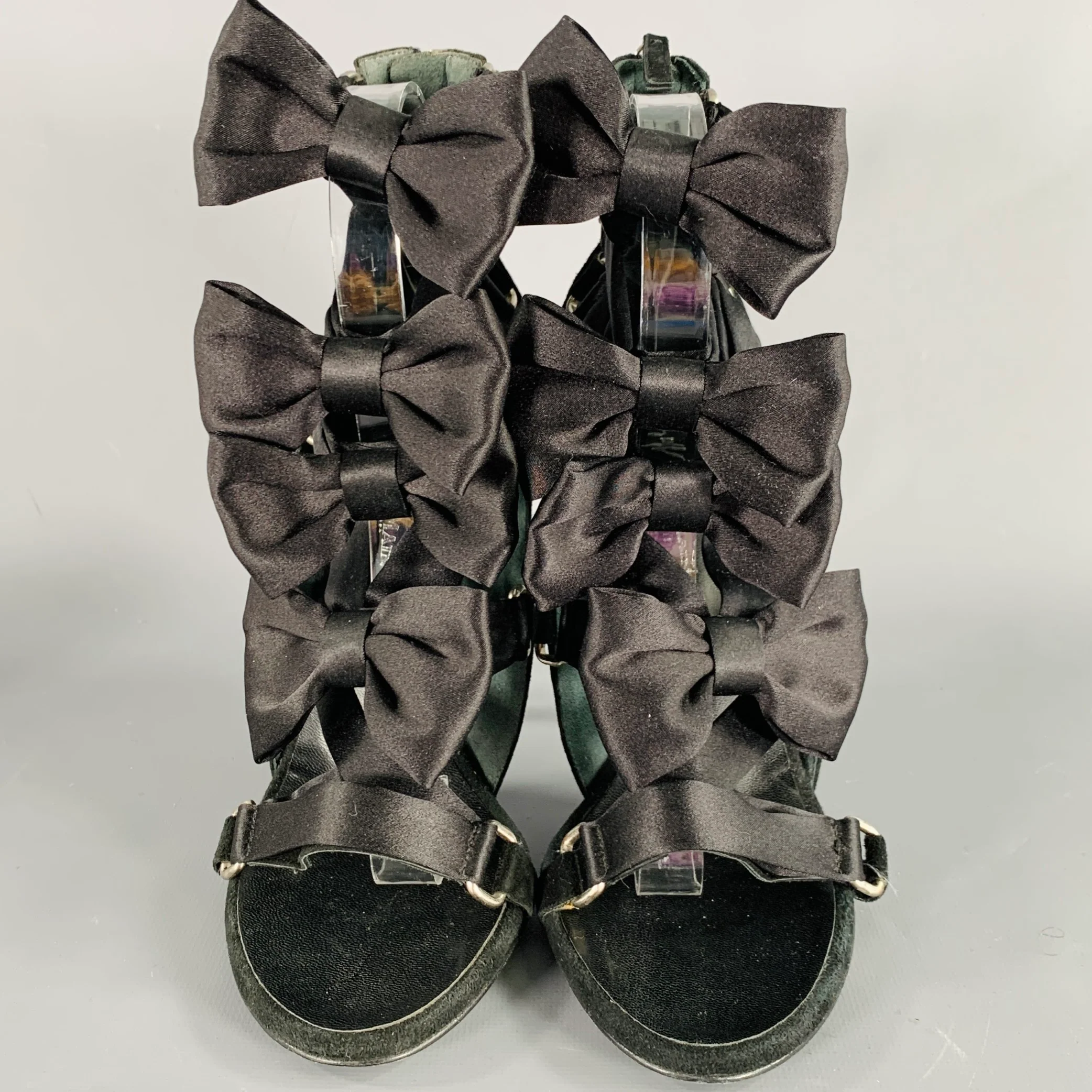 BALMAIN Size 8 Black Suede Bow Strappy Bow Sandals - Image 4