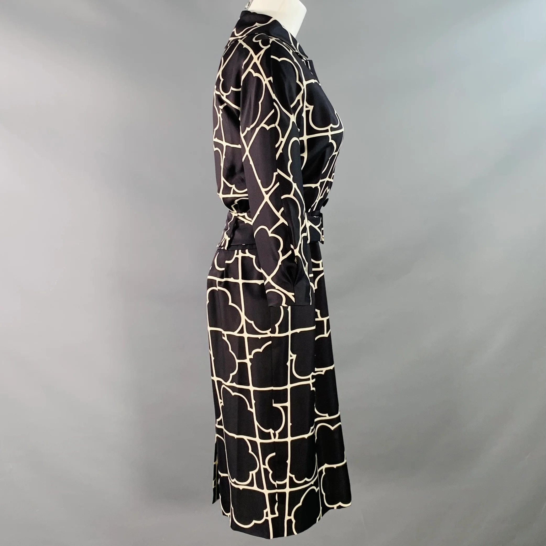 BARNEY'S NEW YORK Size 4 Navy White Silk Twill Geometric Belted Shirt Dress - Image 3