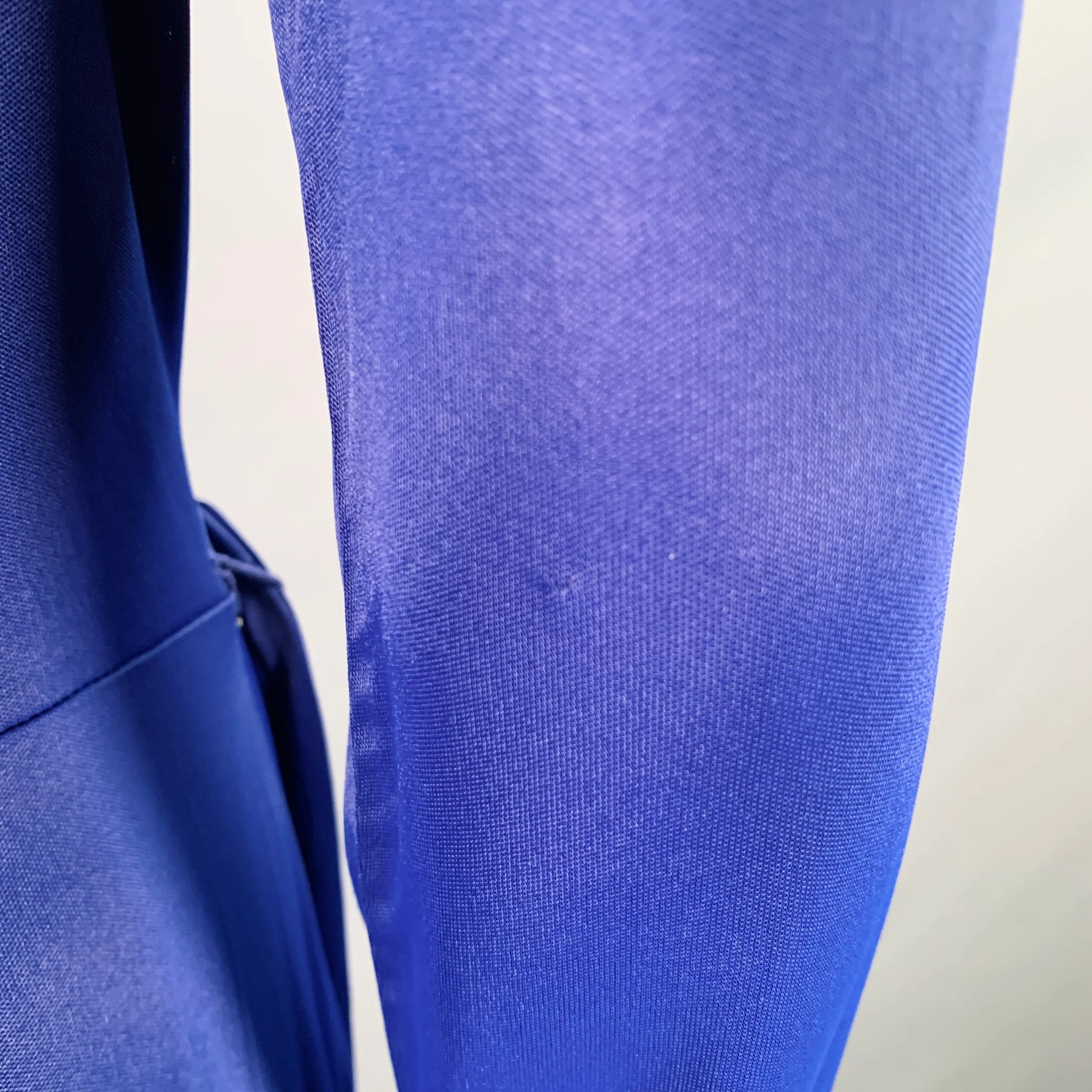 BCBG Size M Blue Polyester Blend Deep V-Neck Long Sleeve Maxi Dress - Image 5